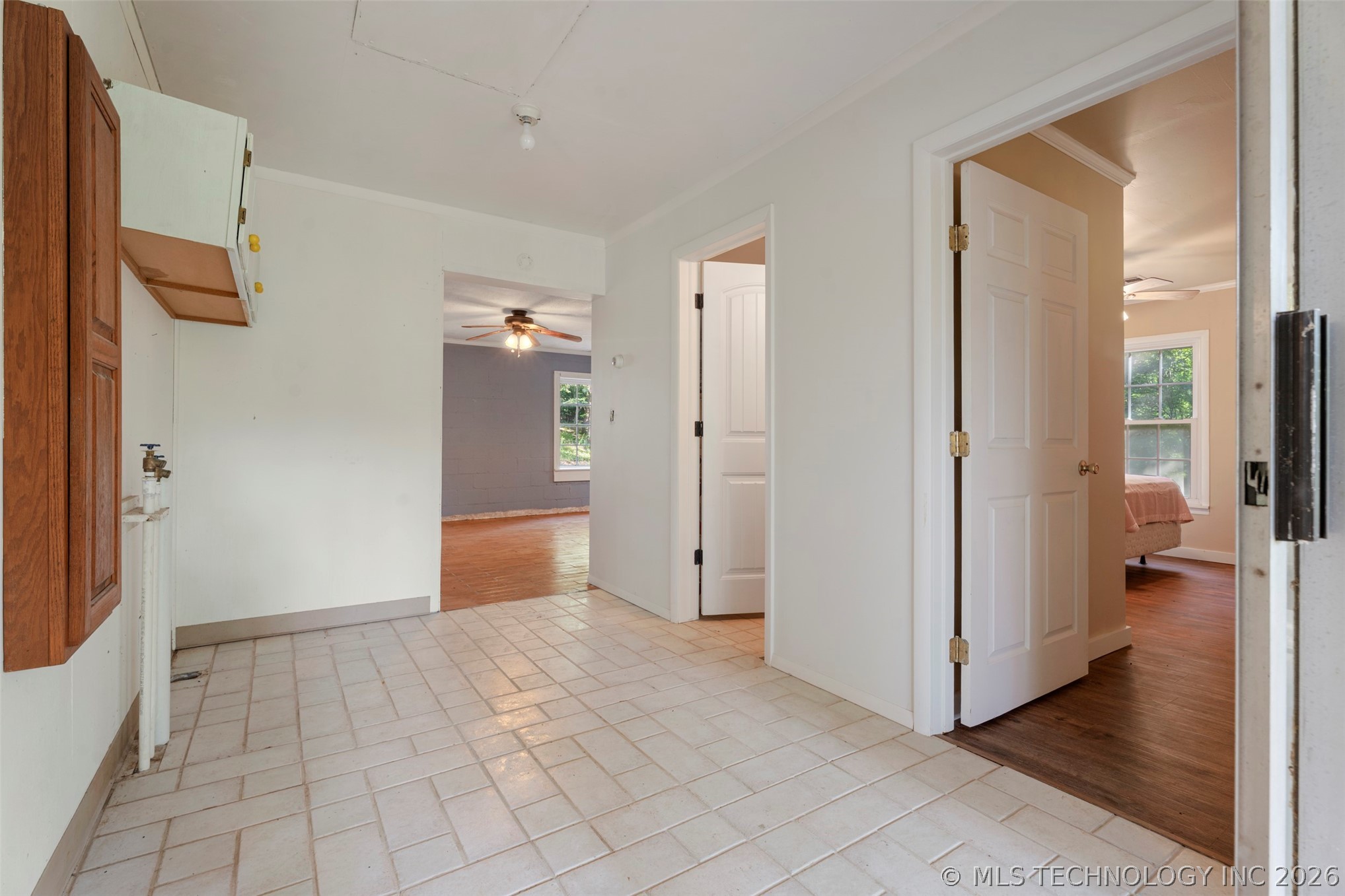 58201 E 339 Lane Property Photo 9