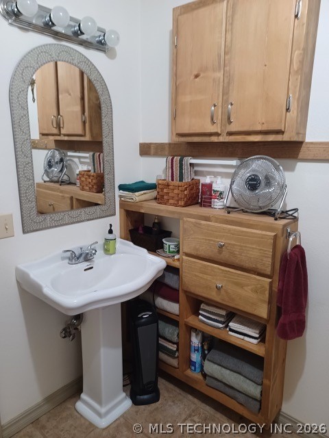 468145 648 Road Property Photo 43