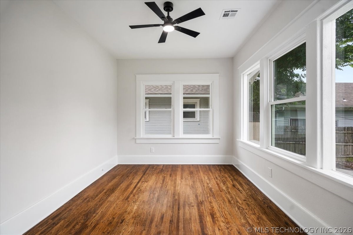 308 N Tacoma Avenue Property Photo 19