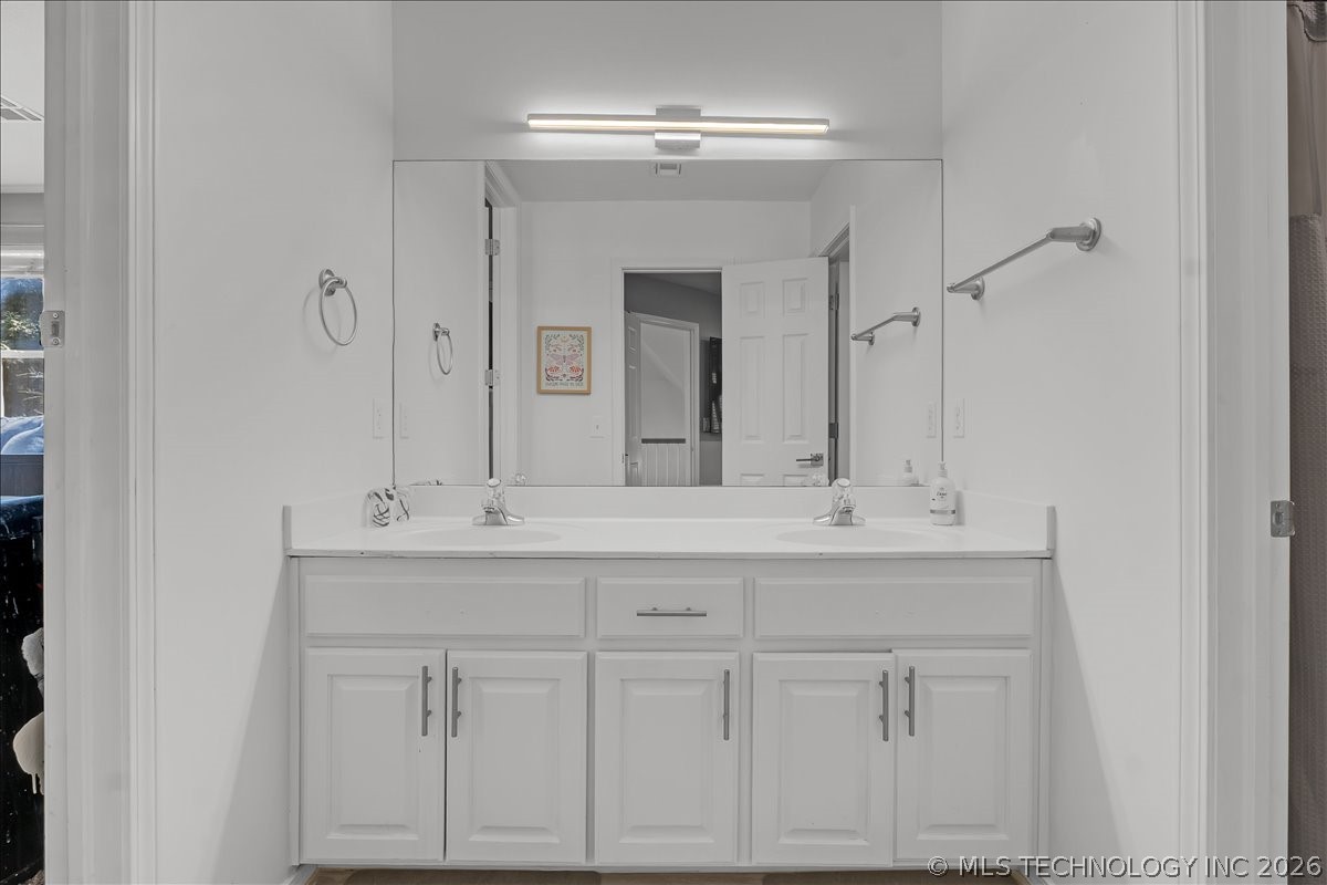 5520 E 90th Court Property Photo 46