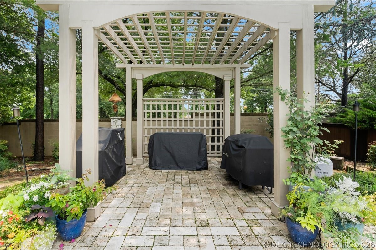 5520 E 90th Court Property Photo 64