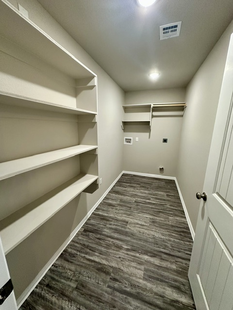420 W Curtis Avenue Property Photo 5