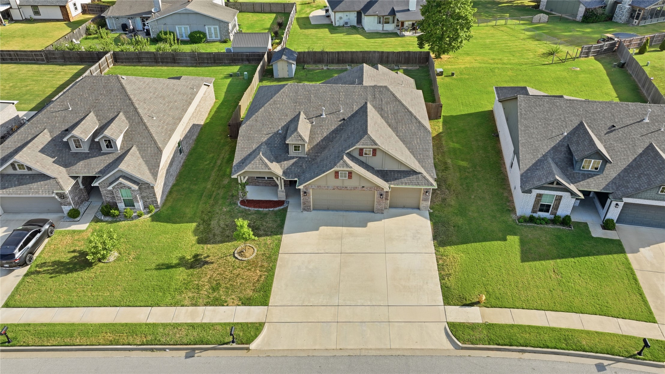 3755 E 143rd Place S Property Photo 3