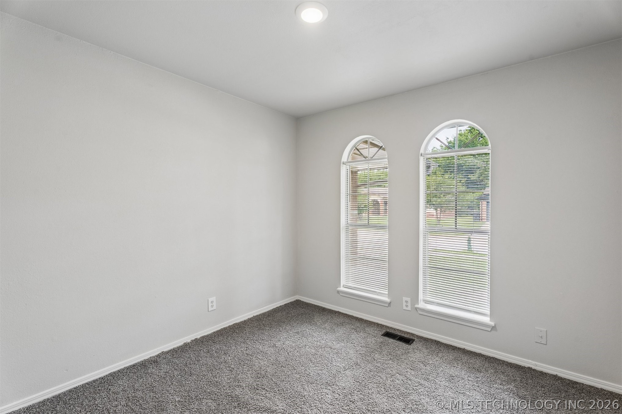 3634 S 106th Place E Property Photo 19