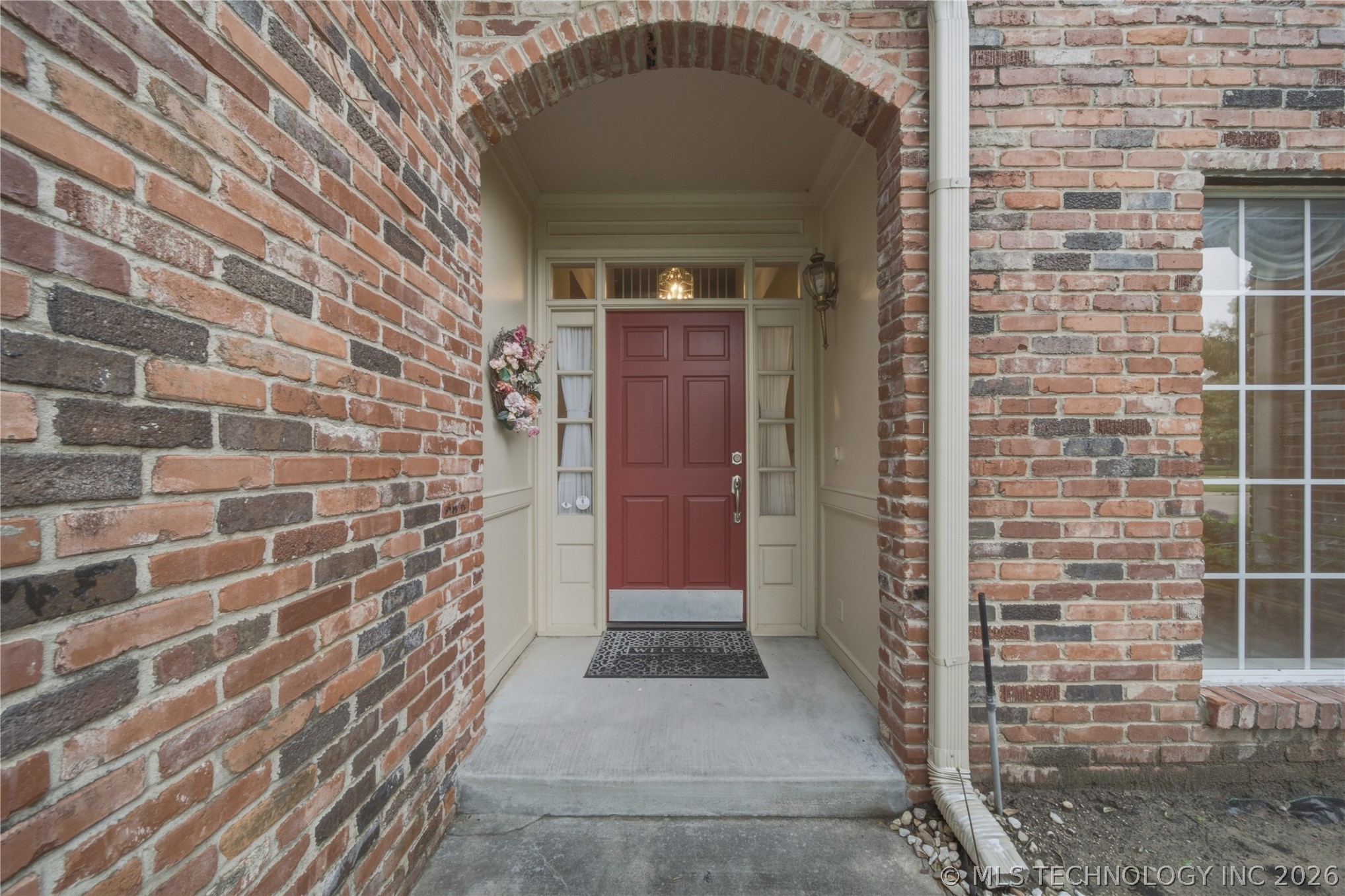 10238 S Hudson Place Property Photo 7