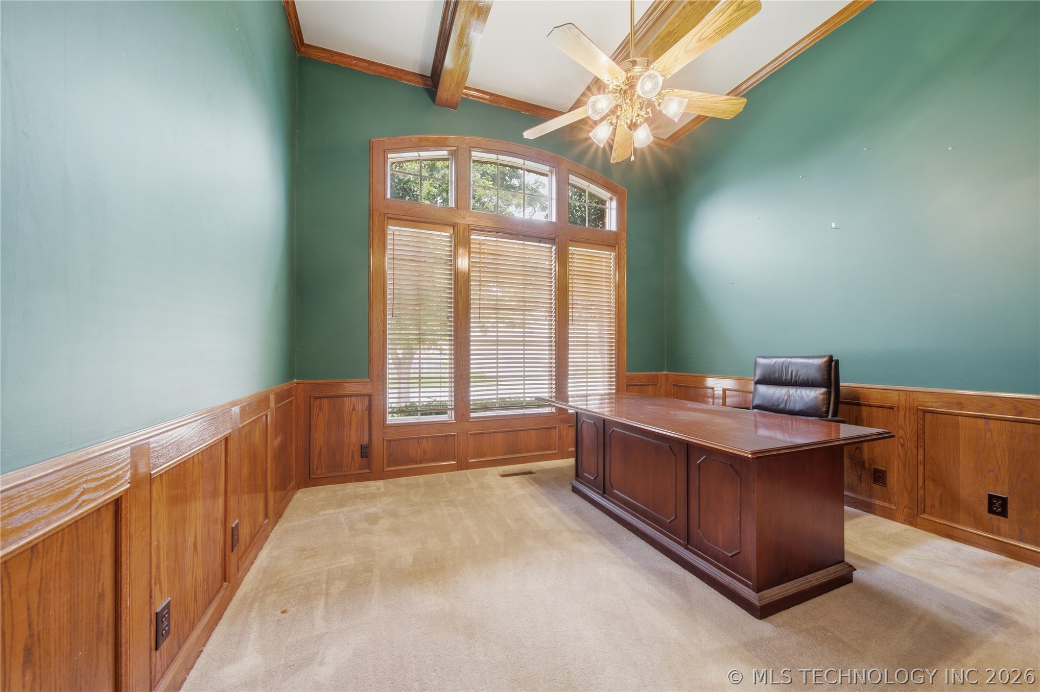 10238 S Hudson Place Property Photo 10