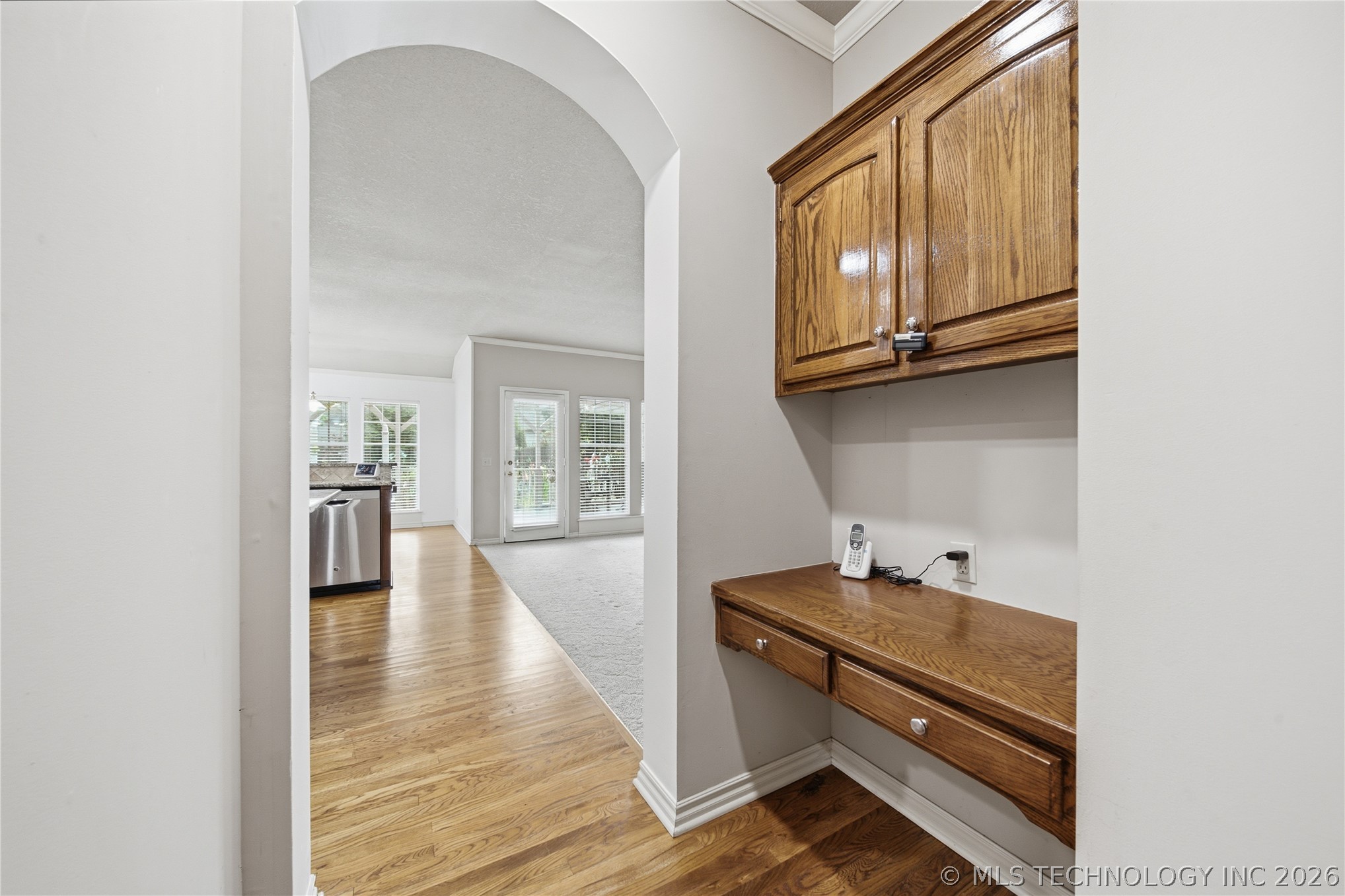 10238 S Hudson Place Property Photo 21