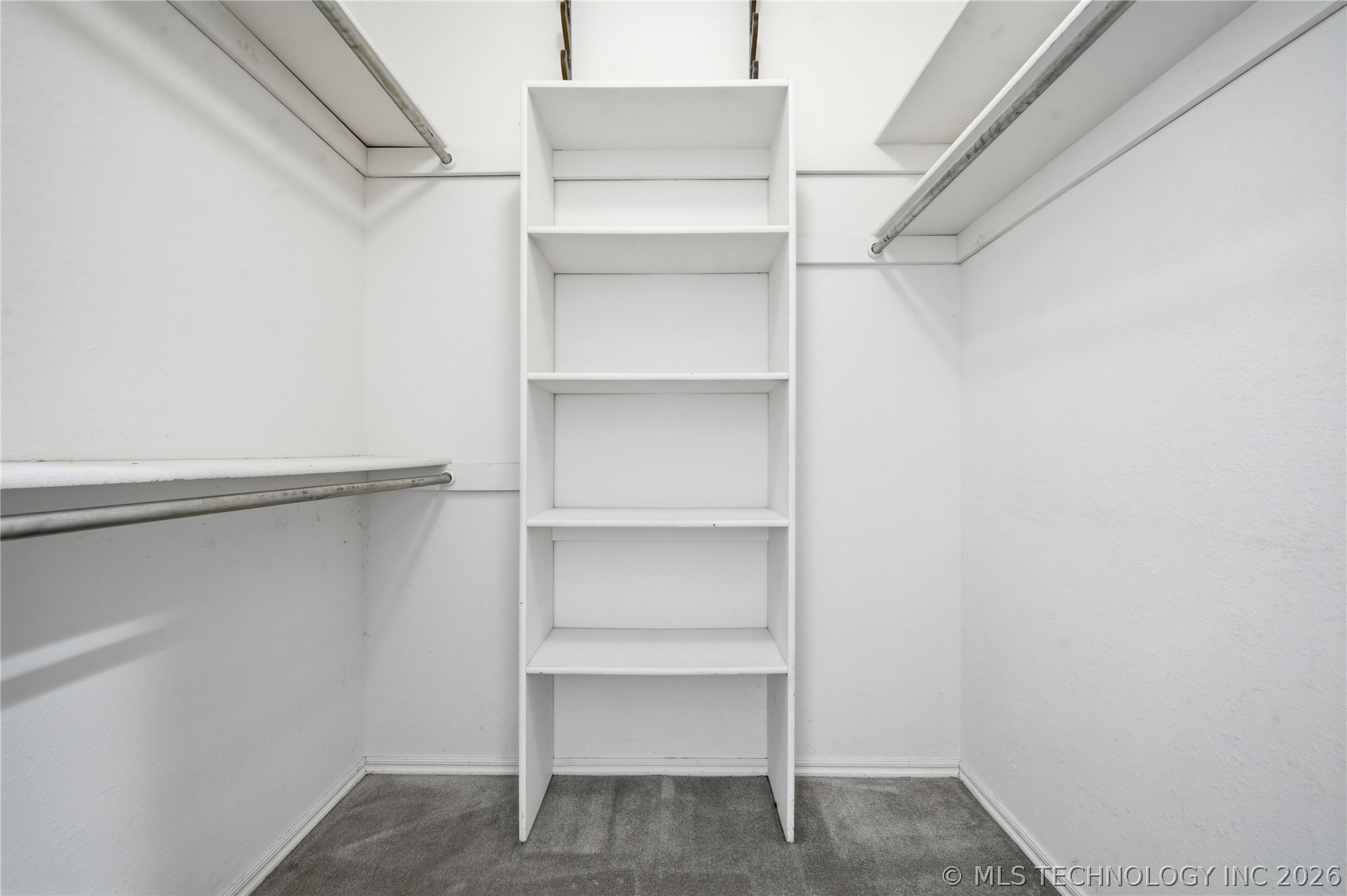10238 S Hudson Place Property Photo 23