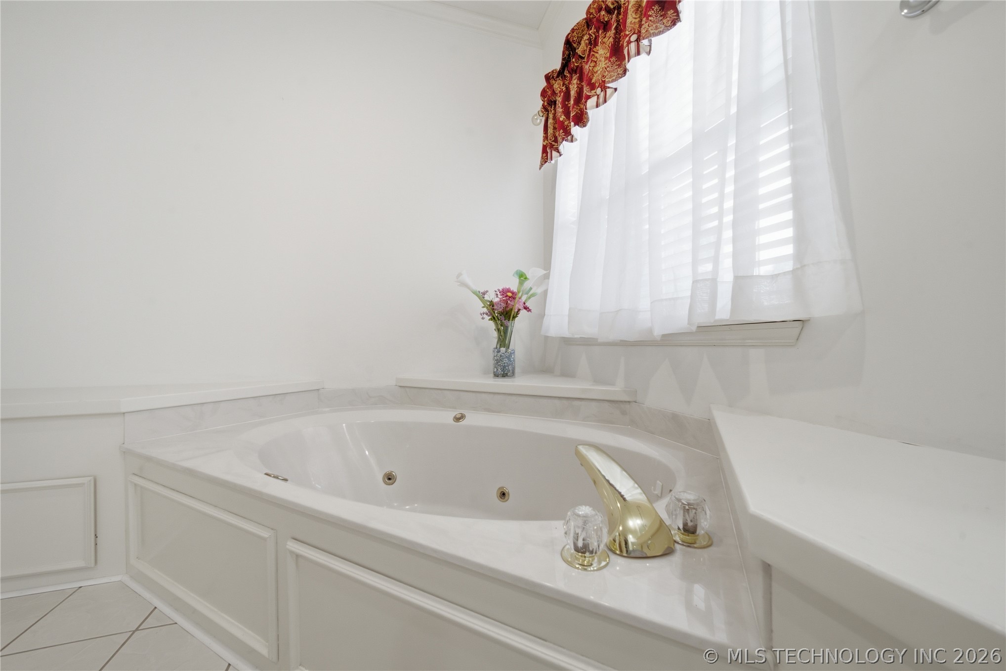 10238 S Hudson Place Property Photo 28