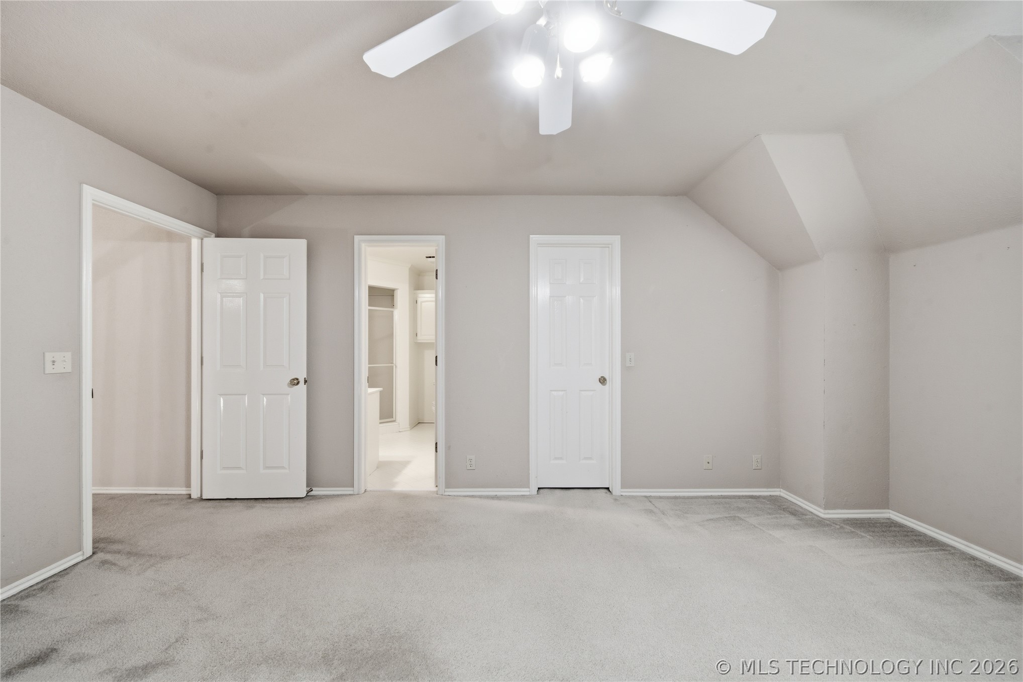 10238 S Hudson Place Property Photo 36