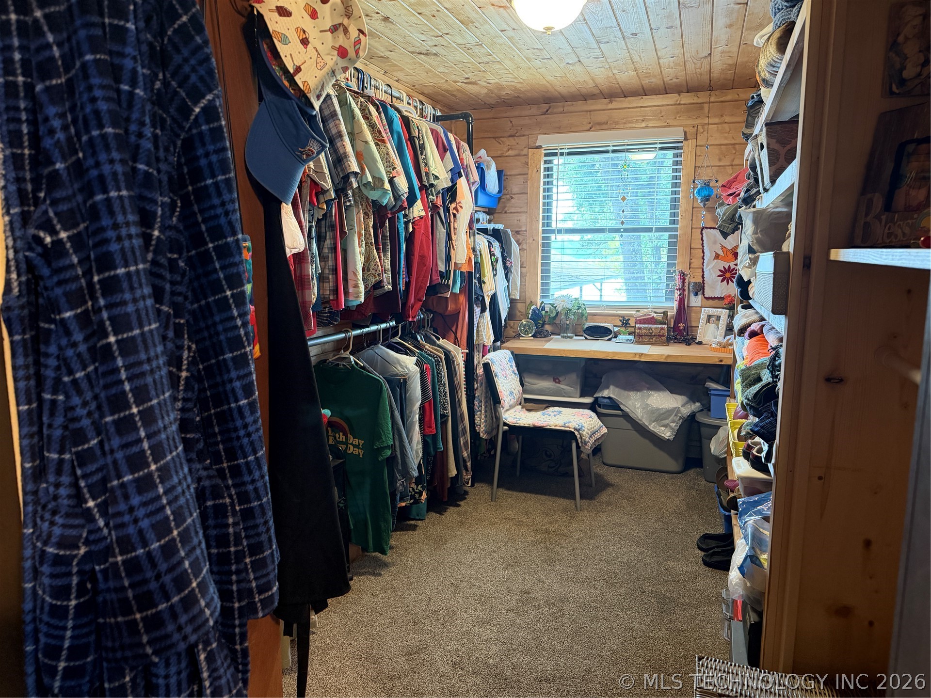504 N Elm Property Photo 27