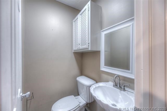 9031 E 67th Place Property Photo 15