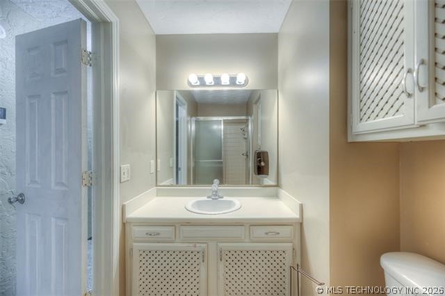 9031 E 67th Place Property Photo 23