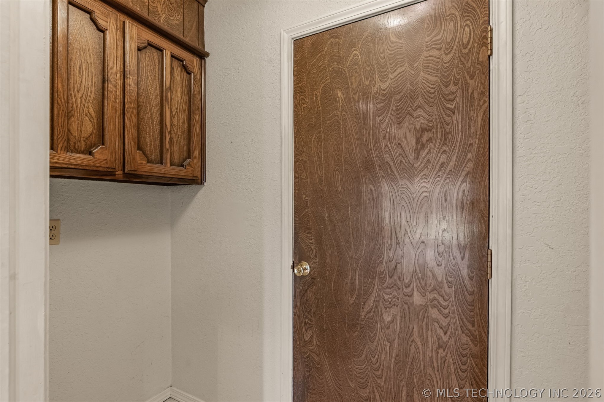 4801 S Birch Avenue Property Photo 16