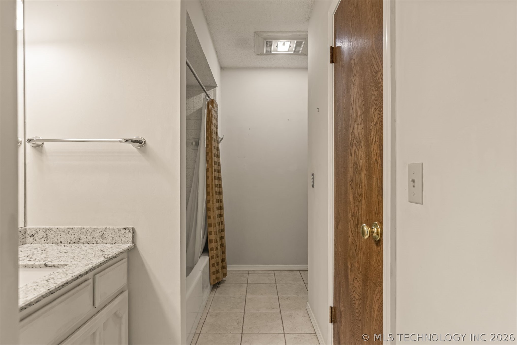 4801 S Birch Avenue Property Photo 31