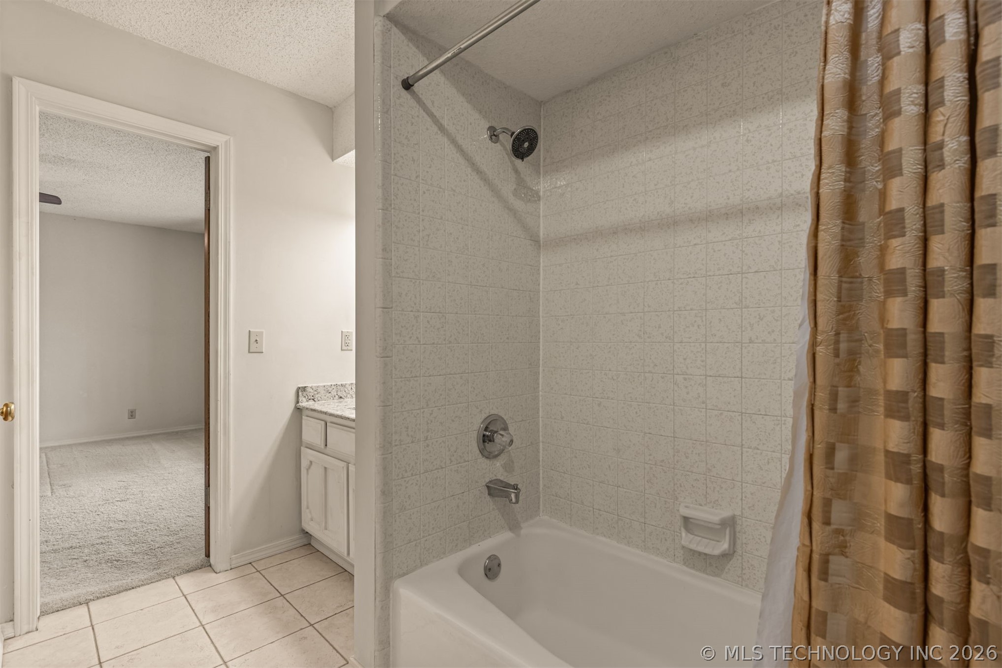 4801 S Birch Avenue Property Photo 35