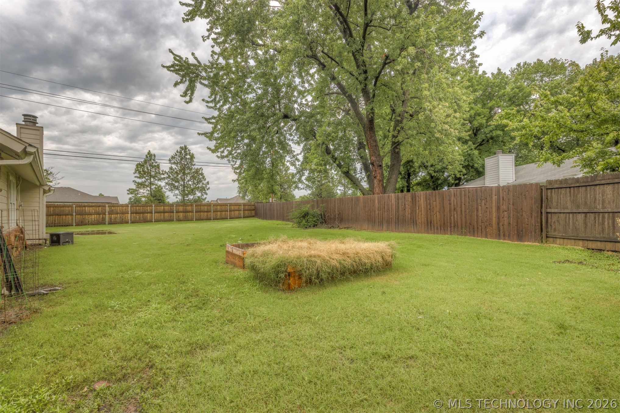 4801 S Birch Avenue Property Photo 40
