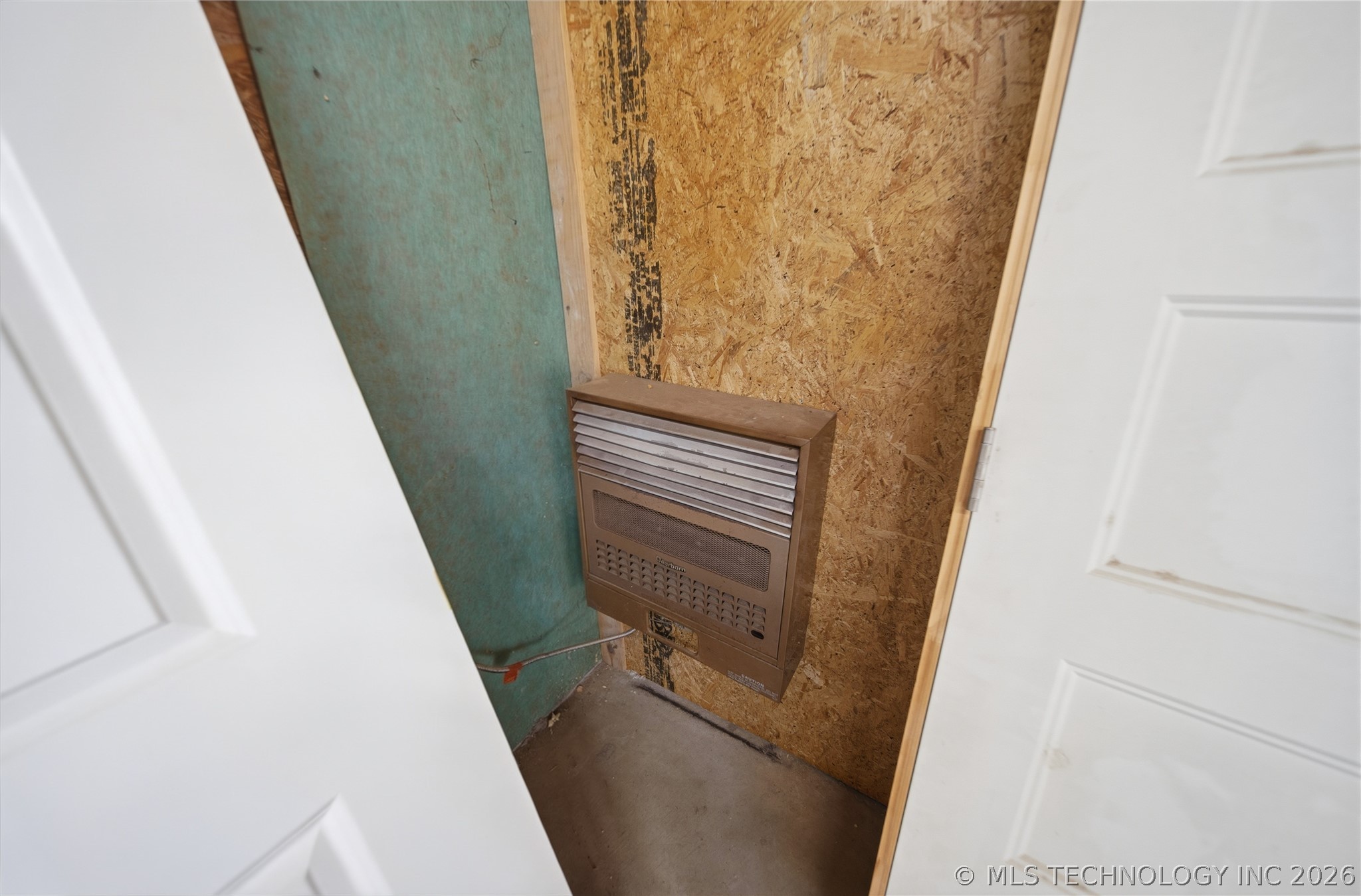 514 E Will Rogers Boulevard Property Photo 18