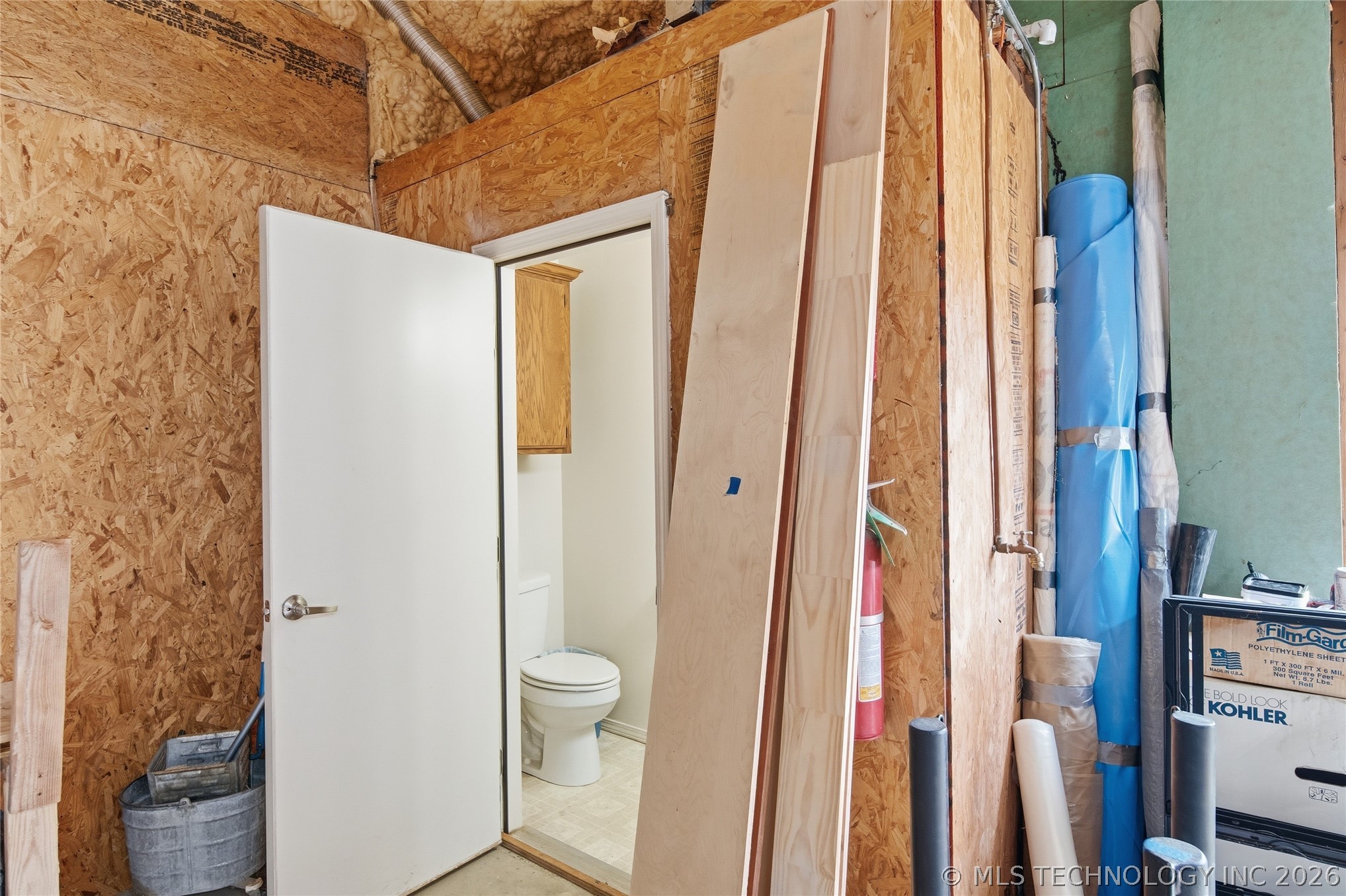 514 E Will Rogers Boulevard Property Photo 21