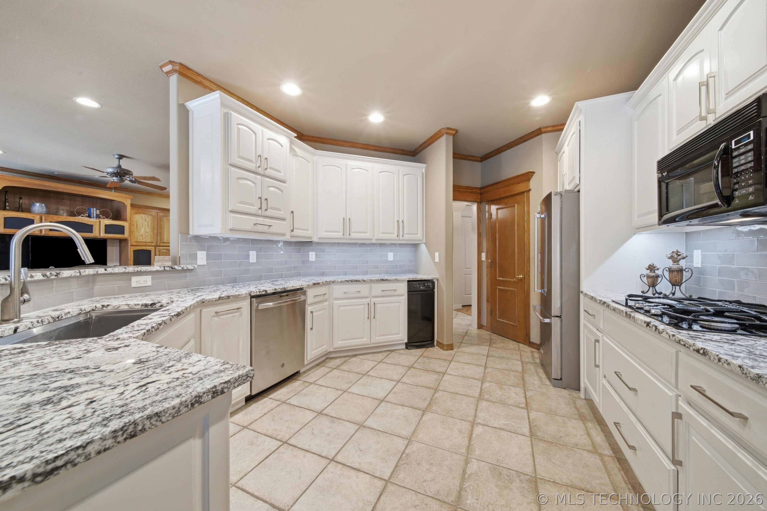 6009 W Phoenix Court Property Photo 23
