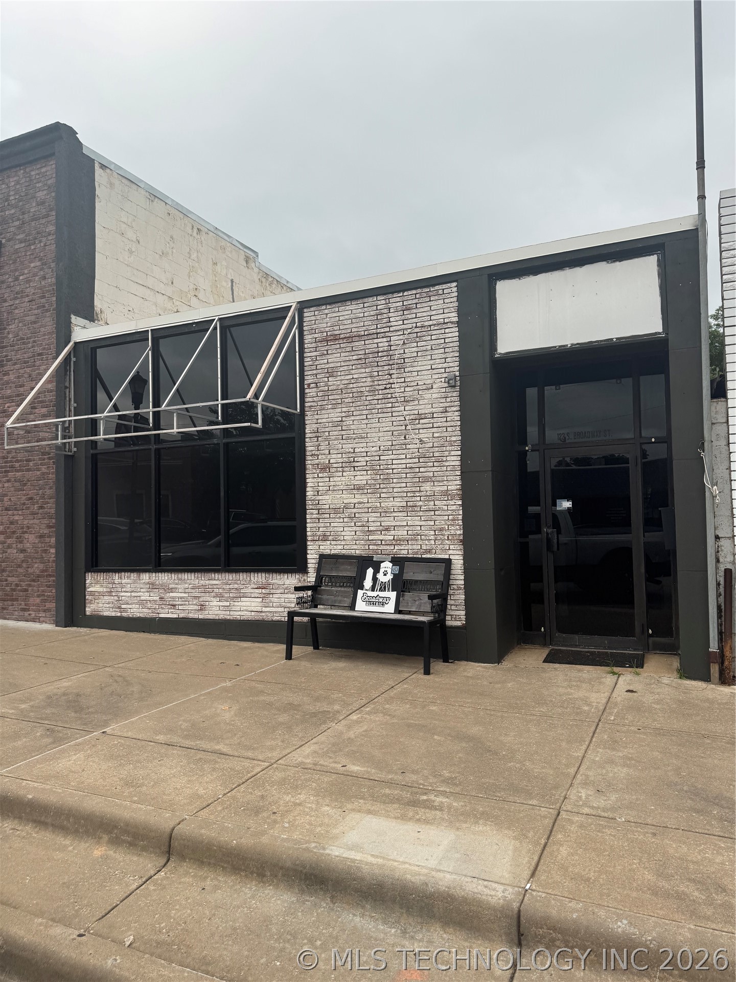 123 S Broadway Street Property Photo 1