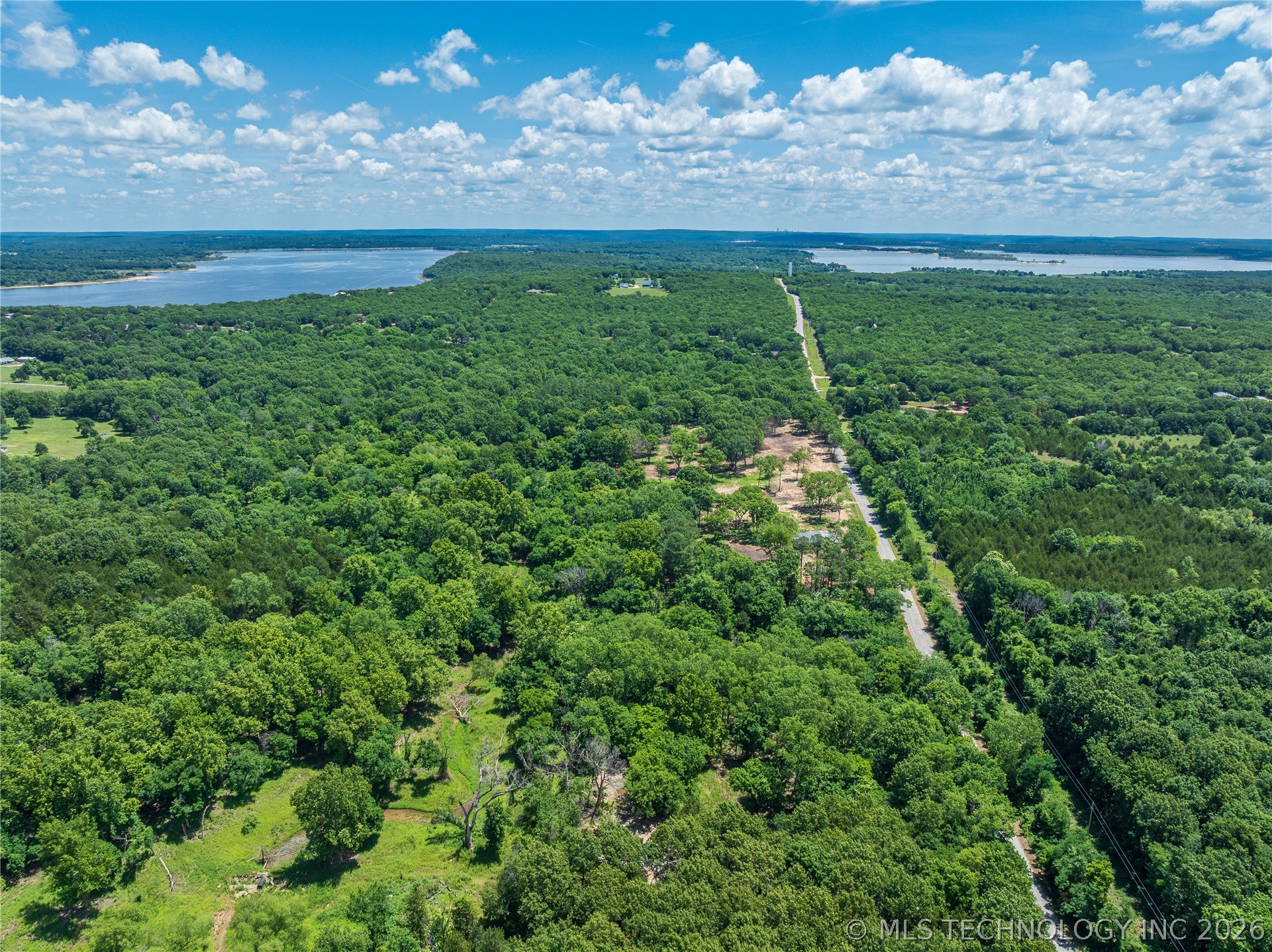 34285 W Basin Road Property Photo 1