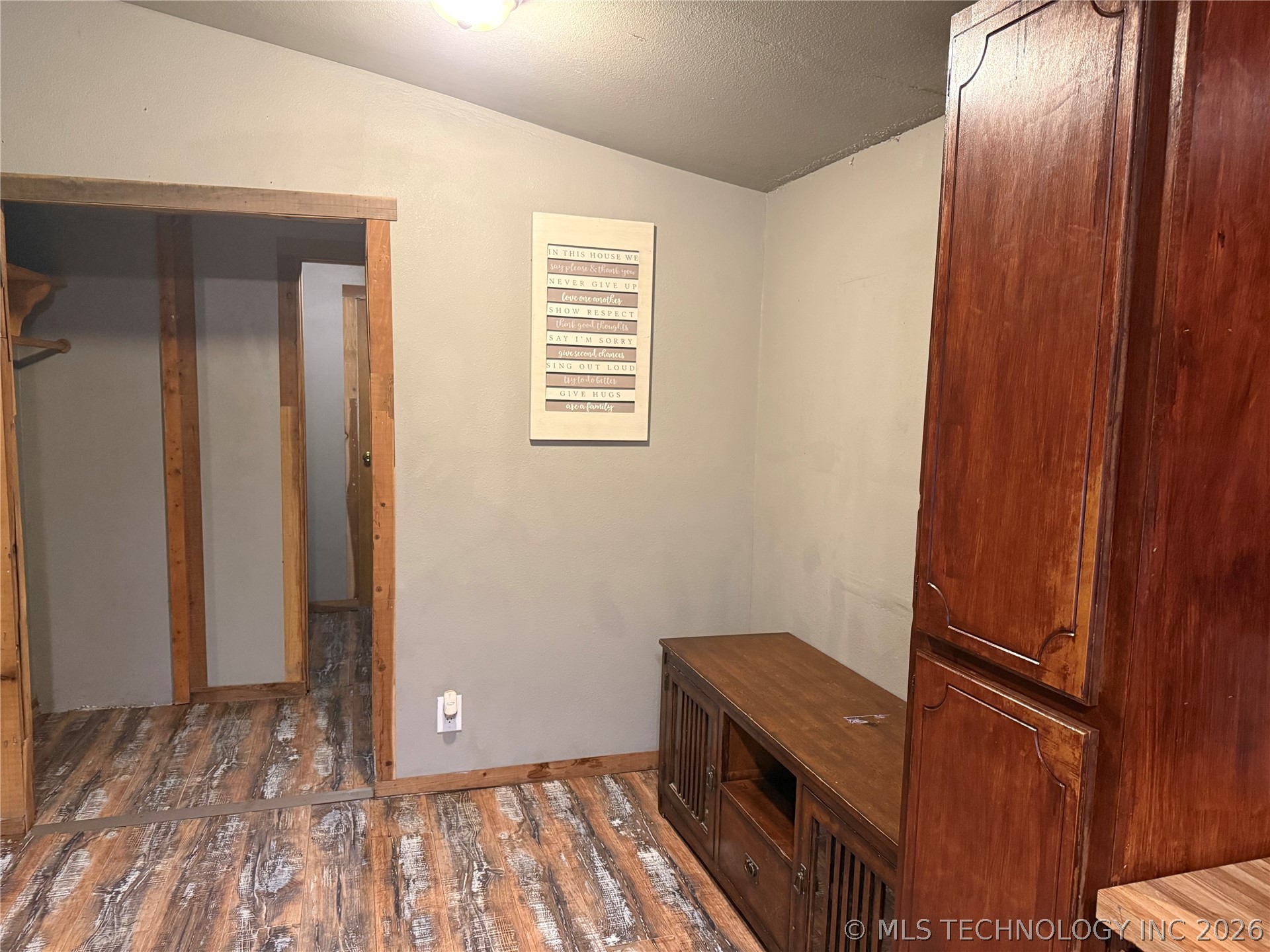 1013 S 433rd Avenue W Property Photo 41