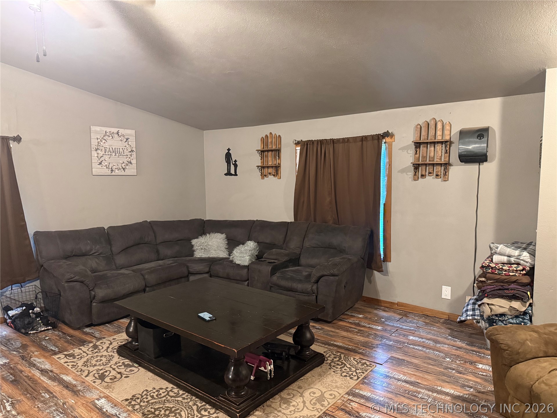 1013 S 433rd Avenue W Property Photo 49