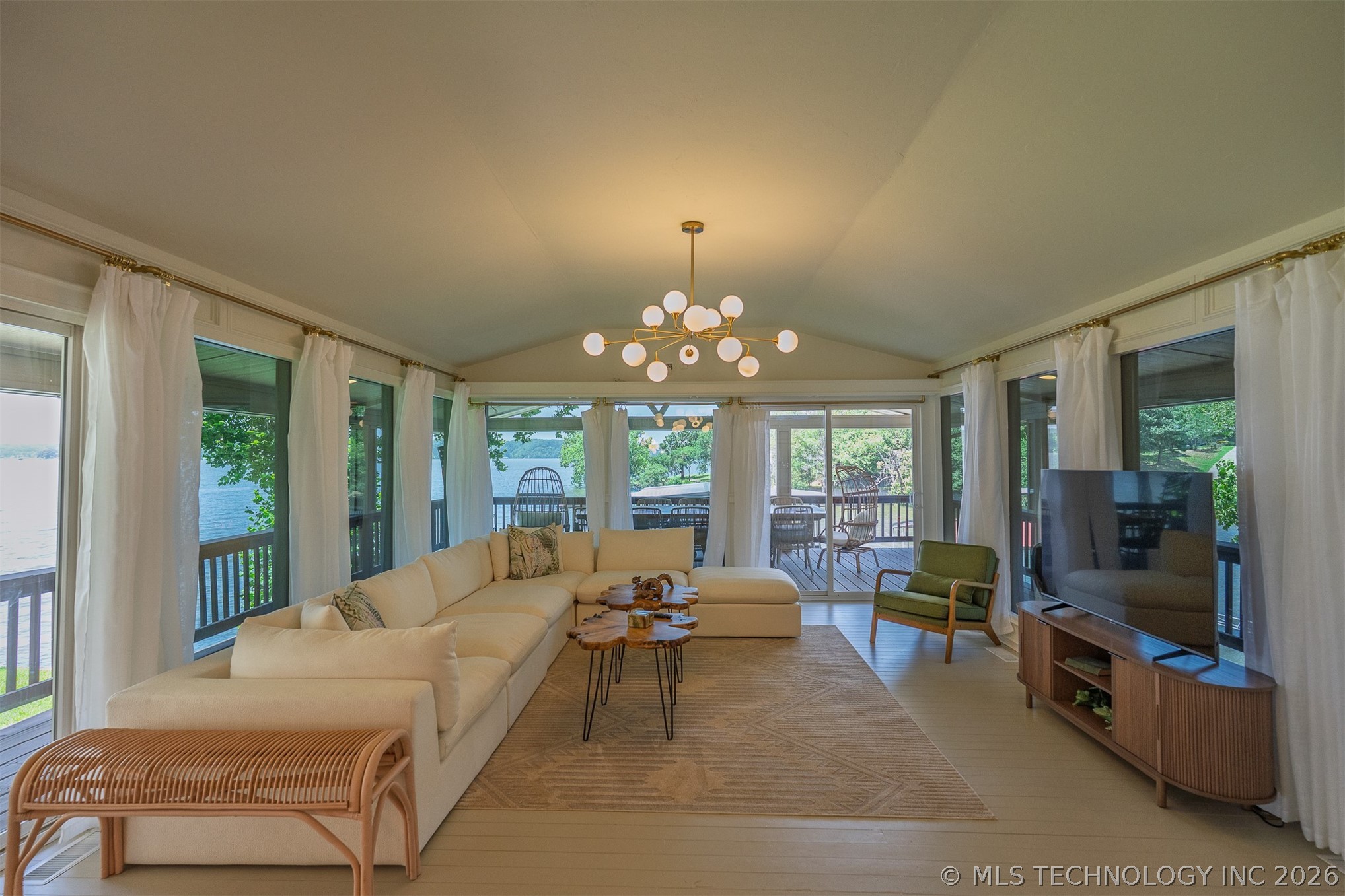 52111 E 345 Road Property Photo 16