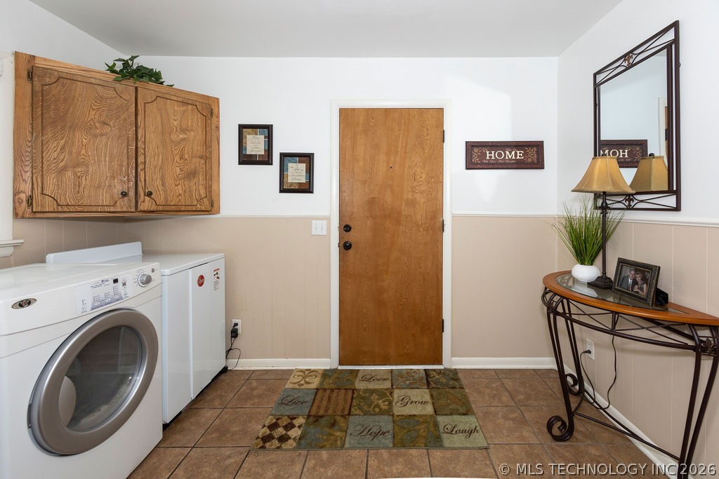 602 E B Property Photo 12