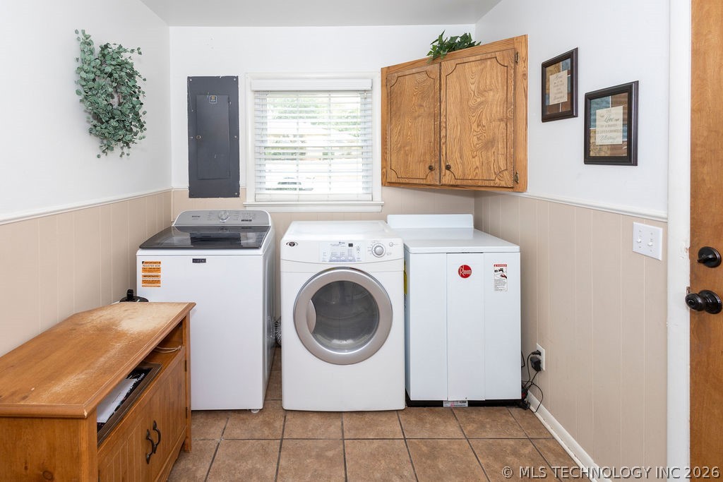 602 E B Property Photo 13