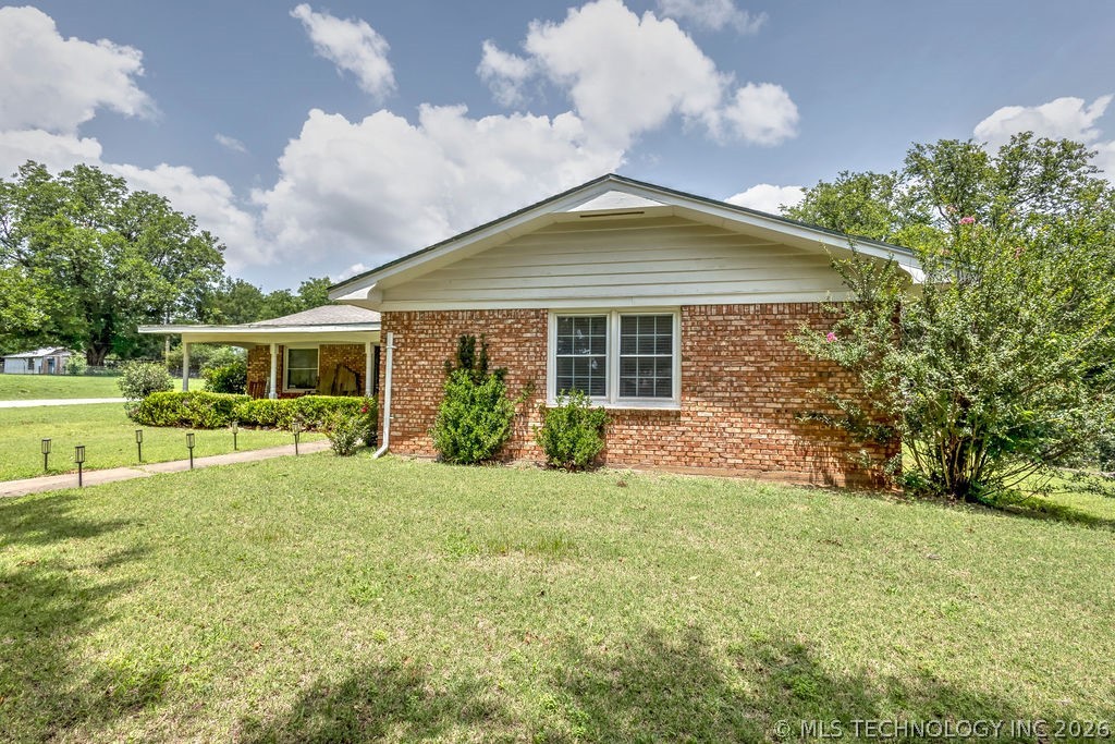 602 E B Property Photo 28
