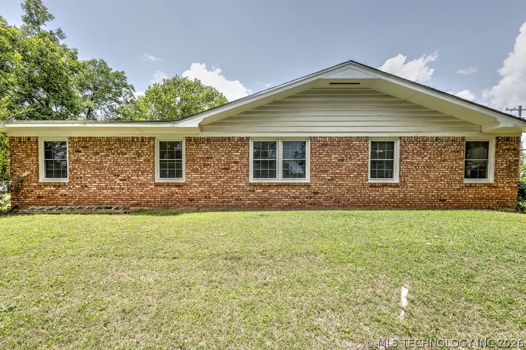 602 E B Property Photo 29