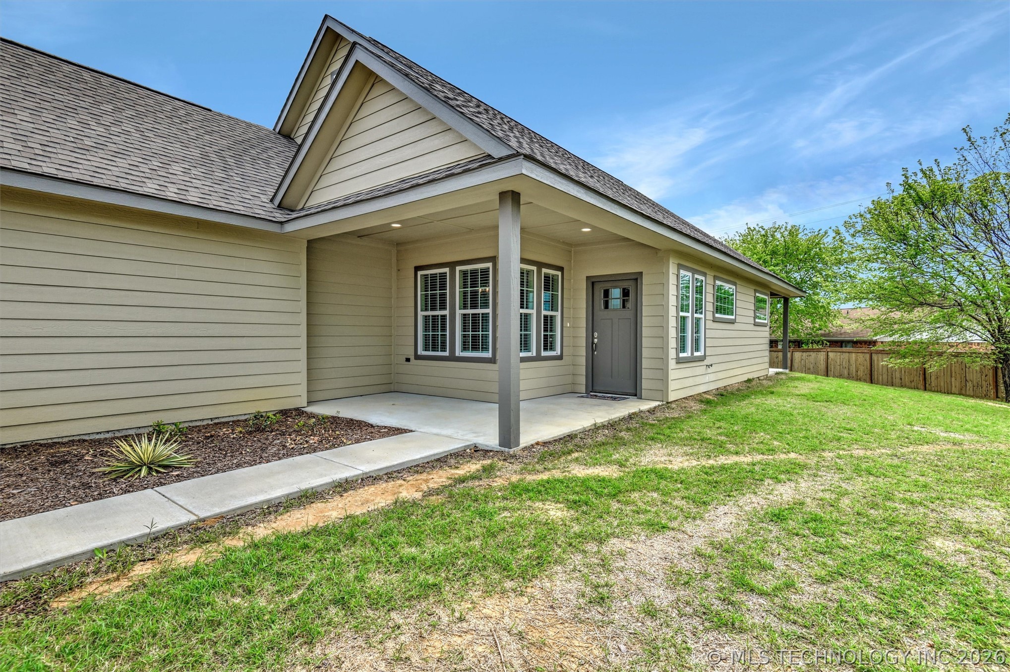 1178 Wild Indigo Circle Property Photo 3
