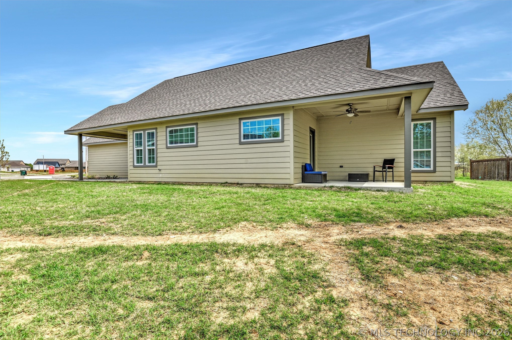 1178 Wild Indigo Circle Property Photo 4