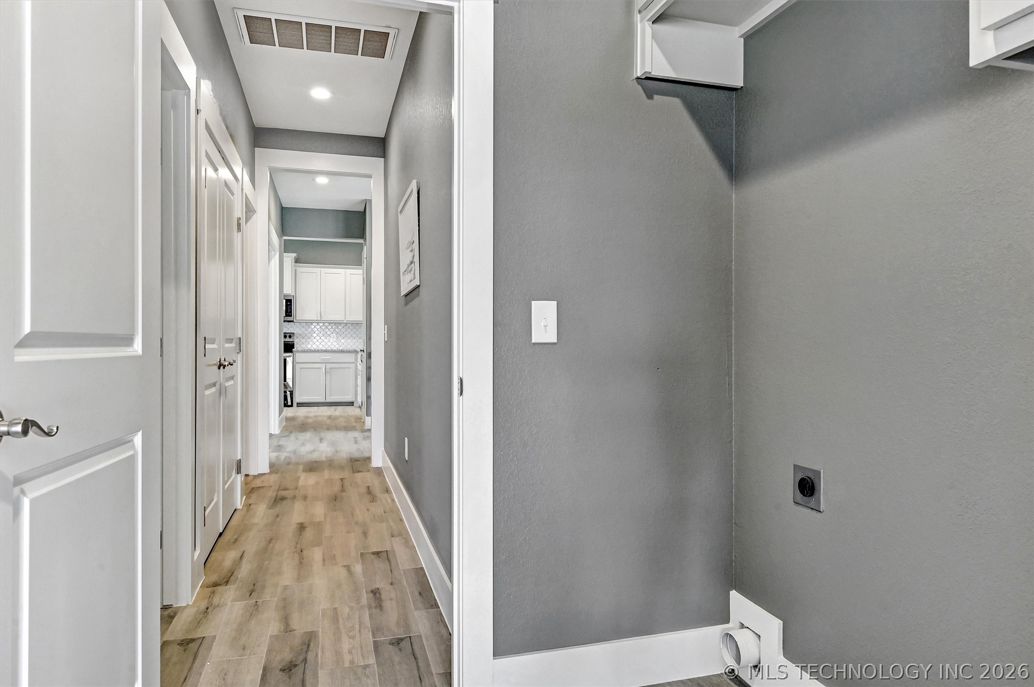 1178 Wild Indigo Circle Property Photo 6