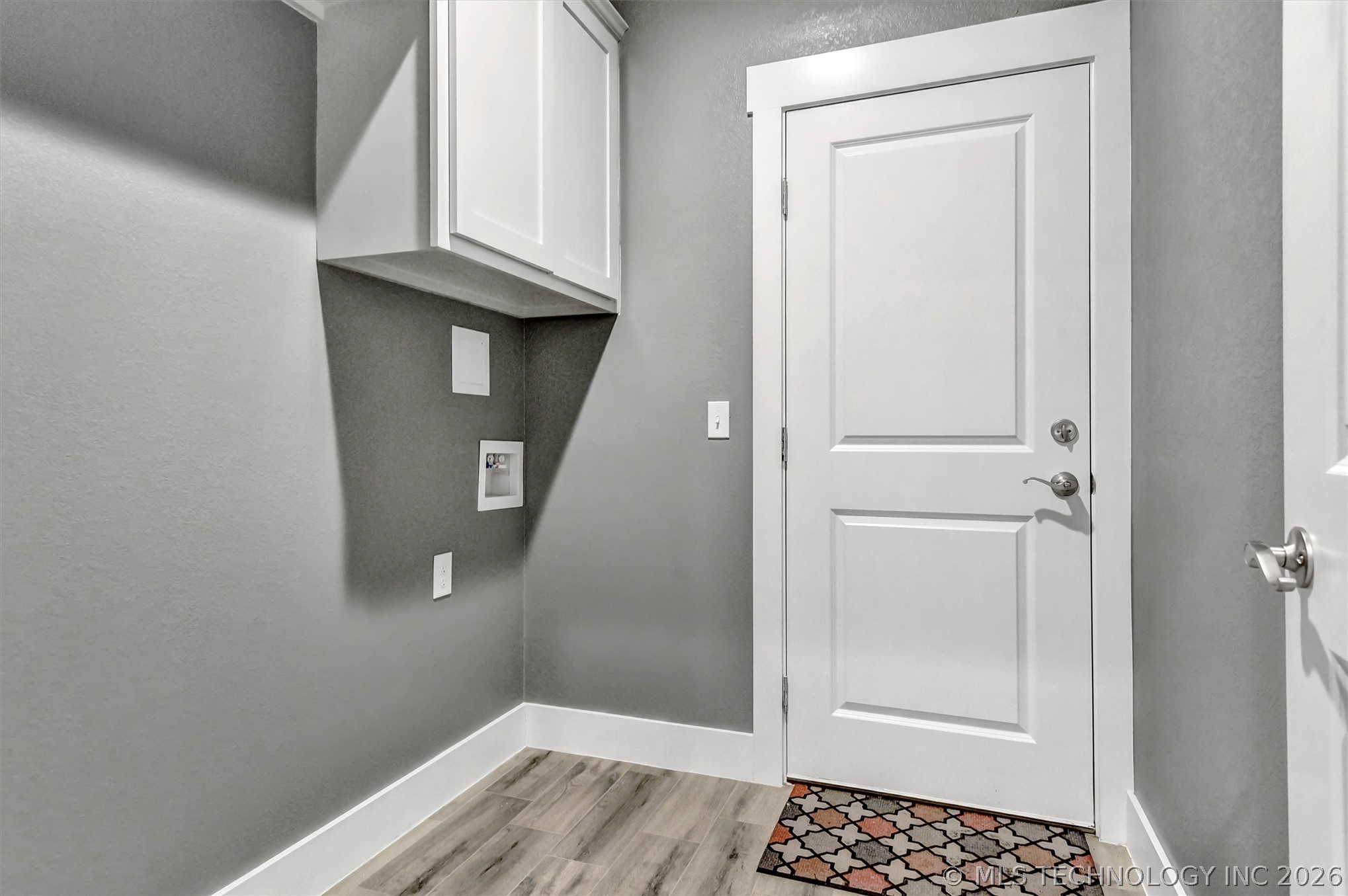 1178 Wild Indigo Circle Property Photo 7
