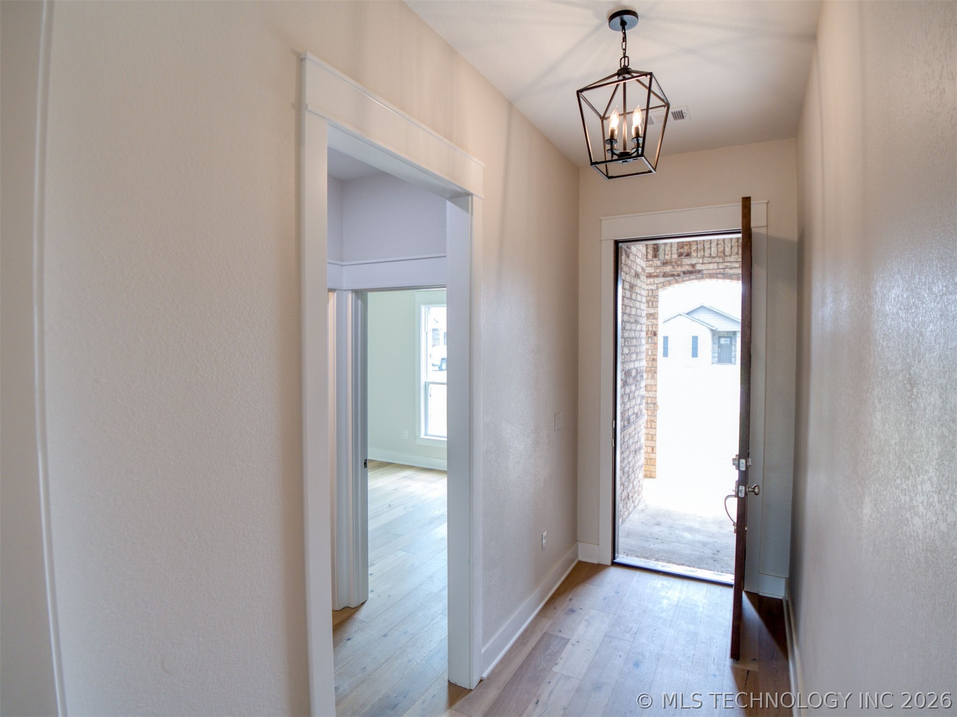 1197 Wild Indigo Circle Property Photo 3