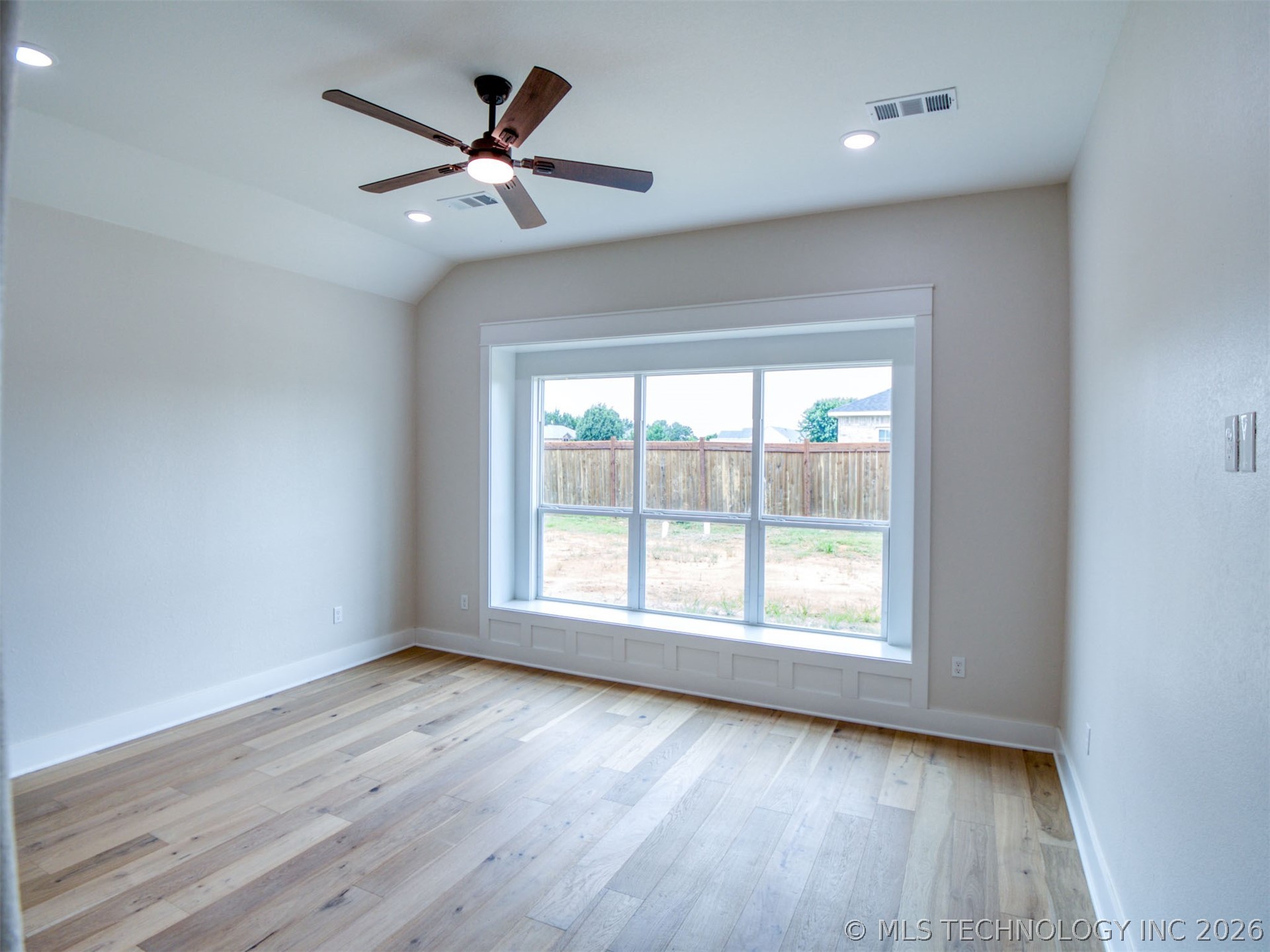 1197 Wild Indigo Circle Property Photo 20