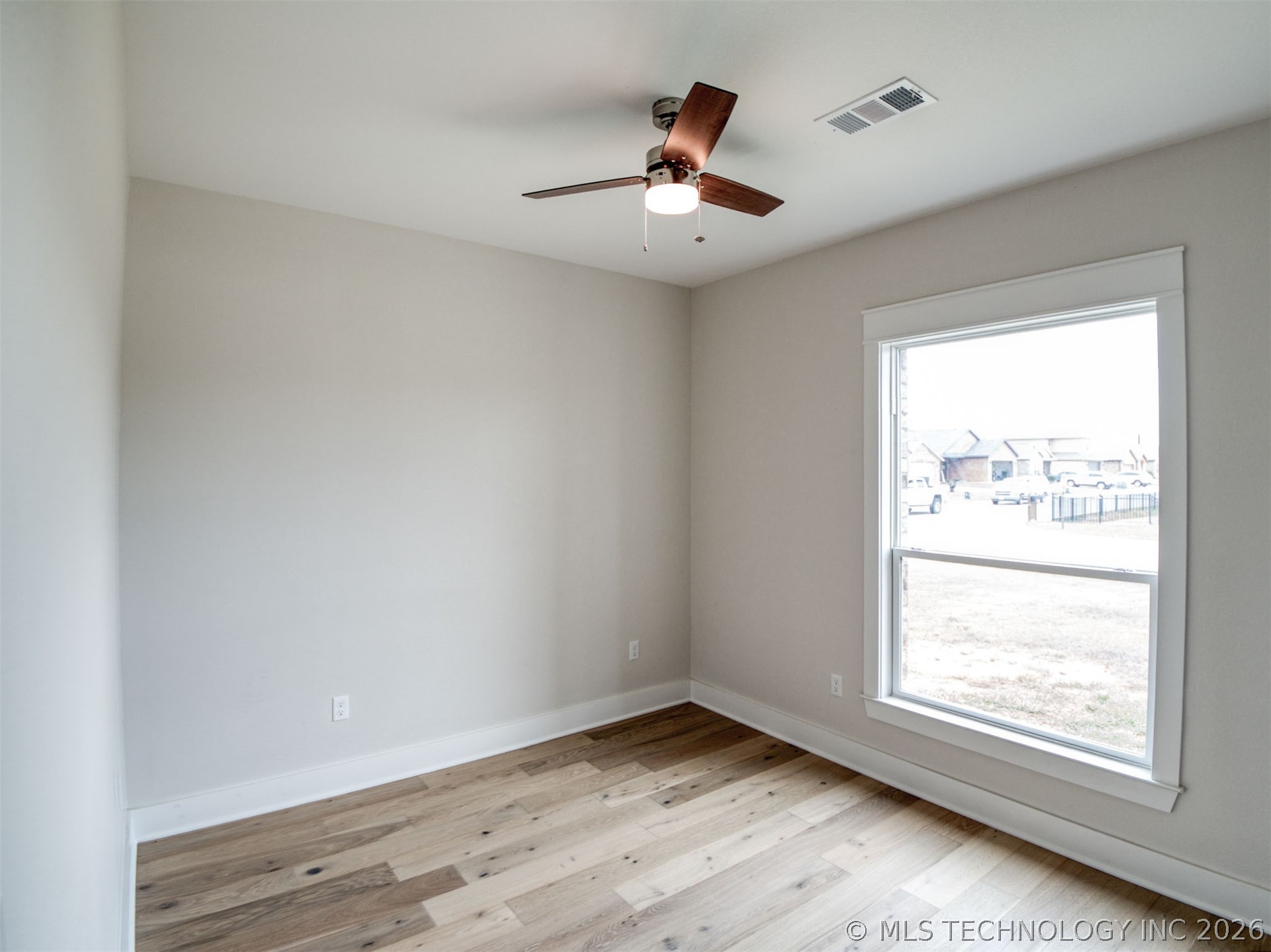 1197 Wild Indigo Circle Property Photo 32