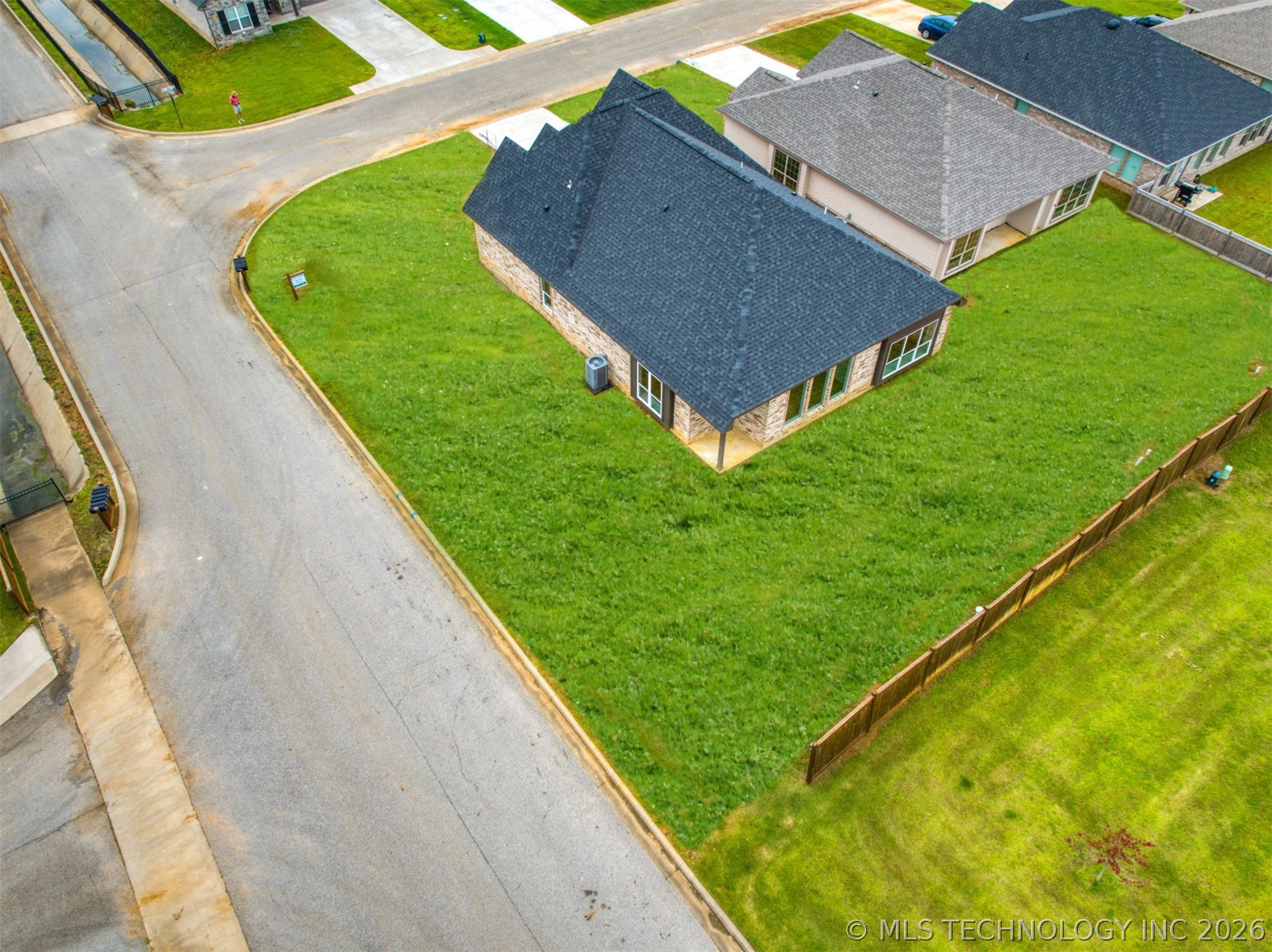 1197 Wild Indigo Circle Property Photo 46