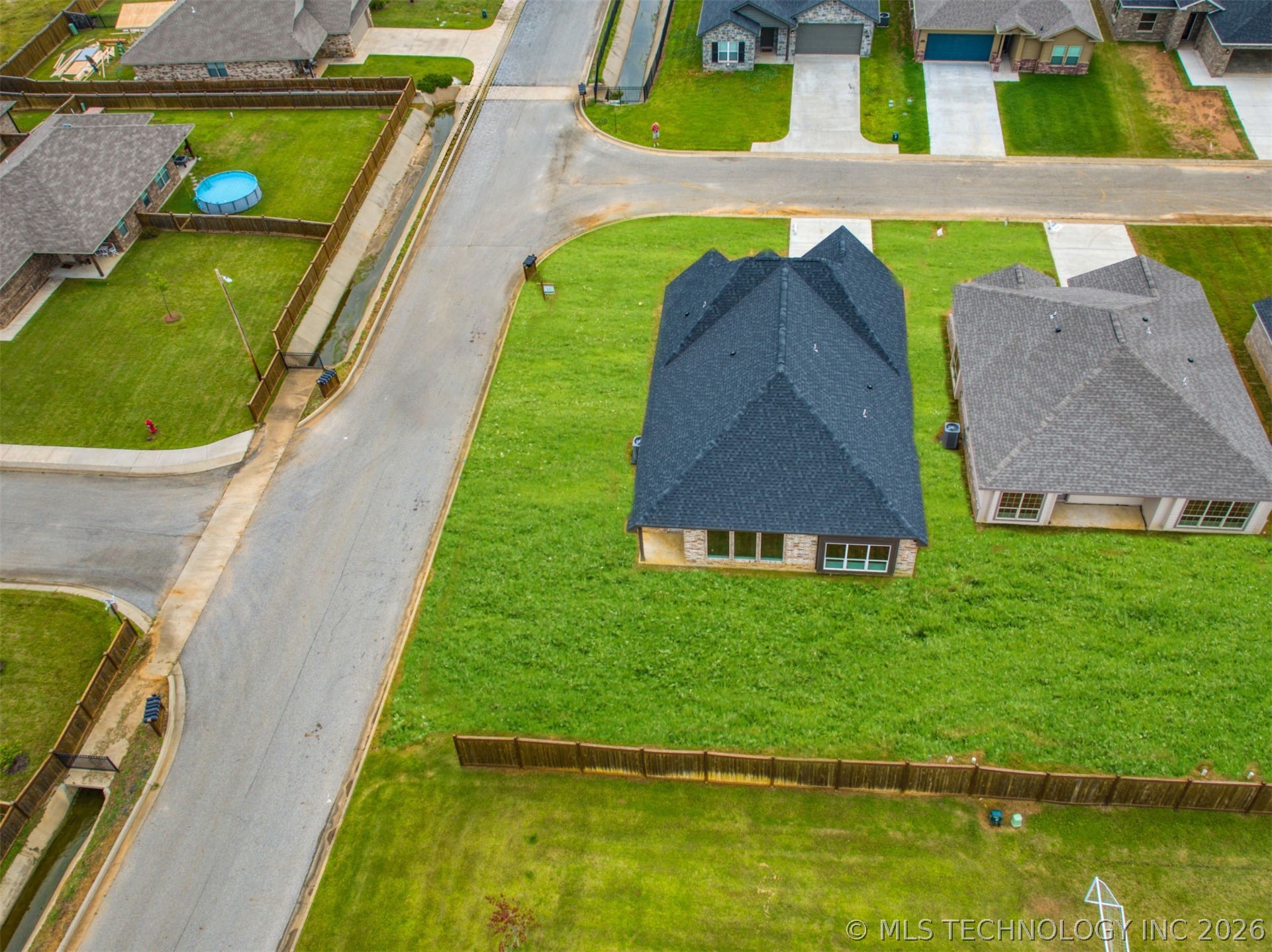 1197 Wild Indigo Circle Property Photo 48