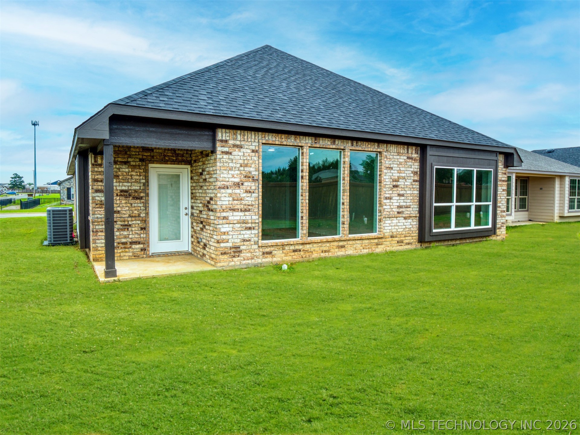 1197 Wild Indigo Circle Property Photo 57