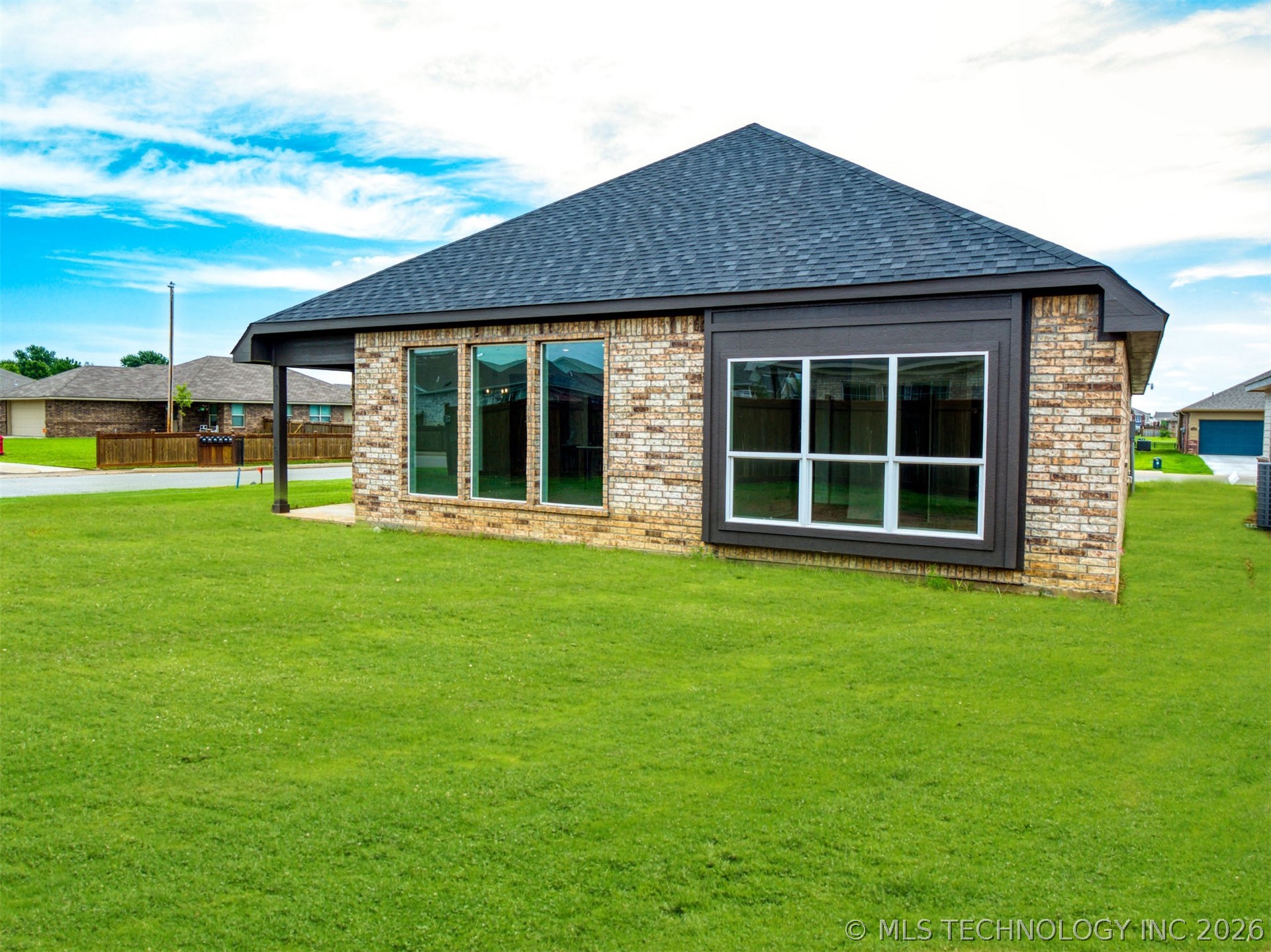 1197 Wild Indigo Circle Property Photo 58