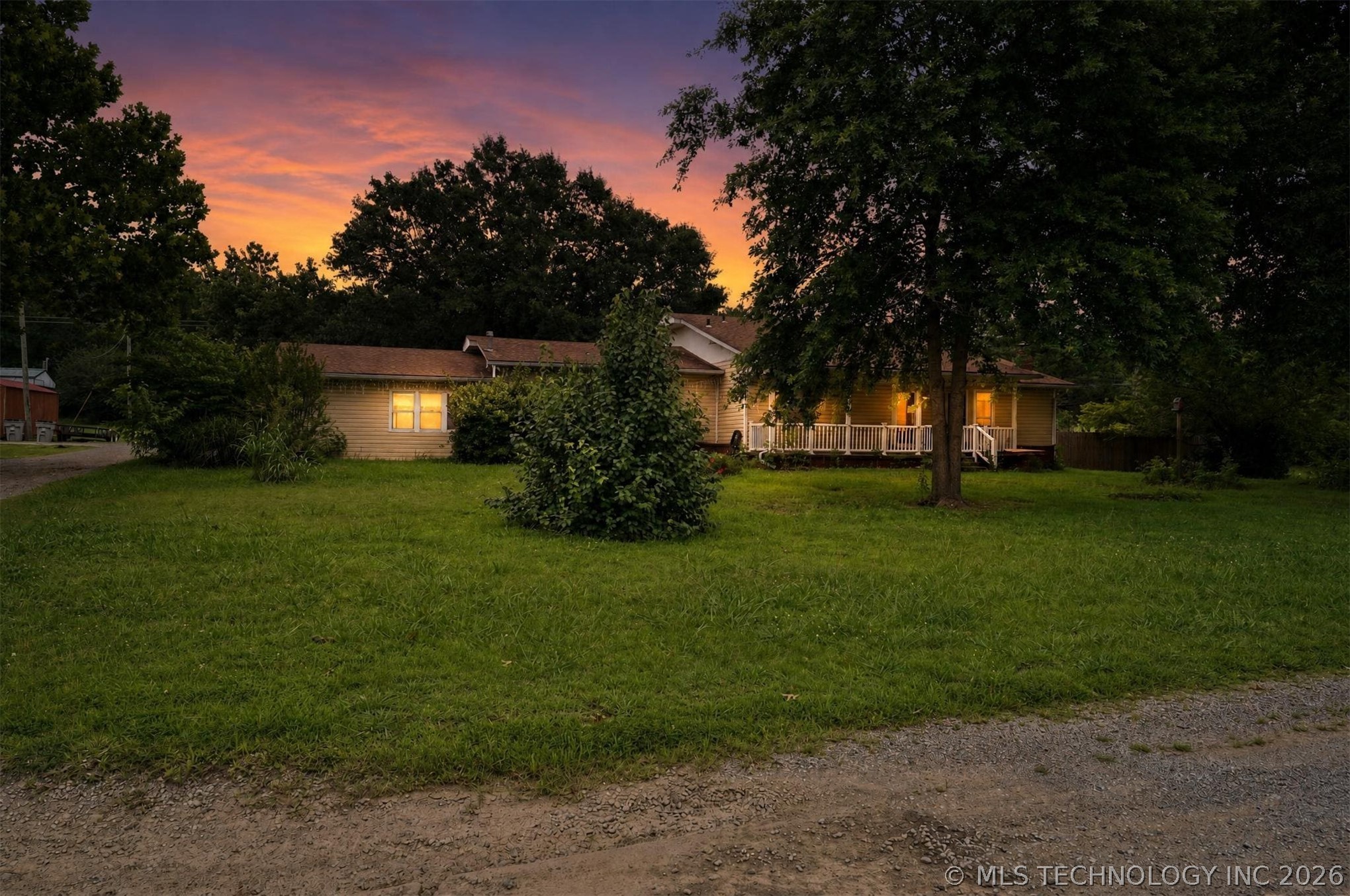 1286 Us-69 S Property Photo 1