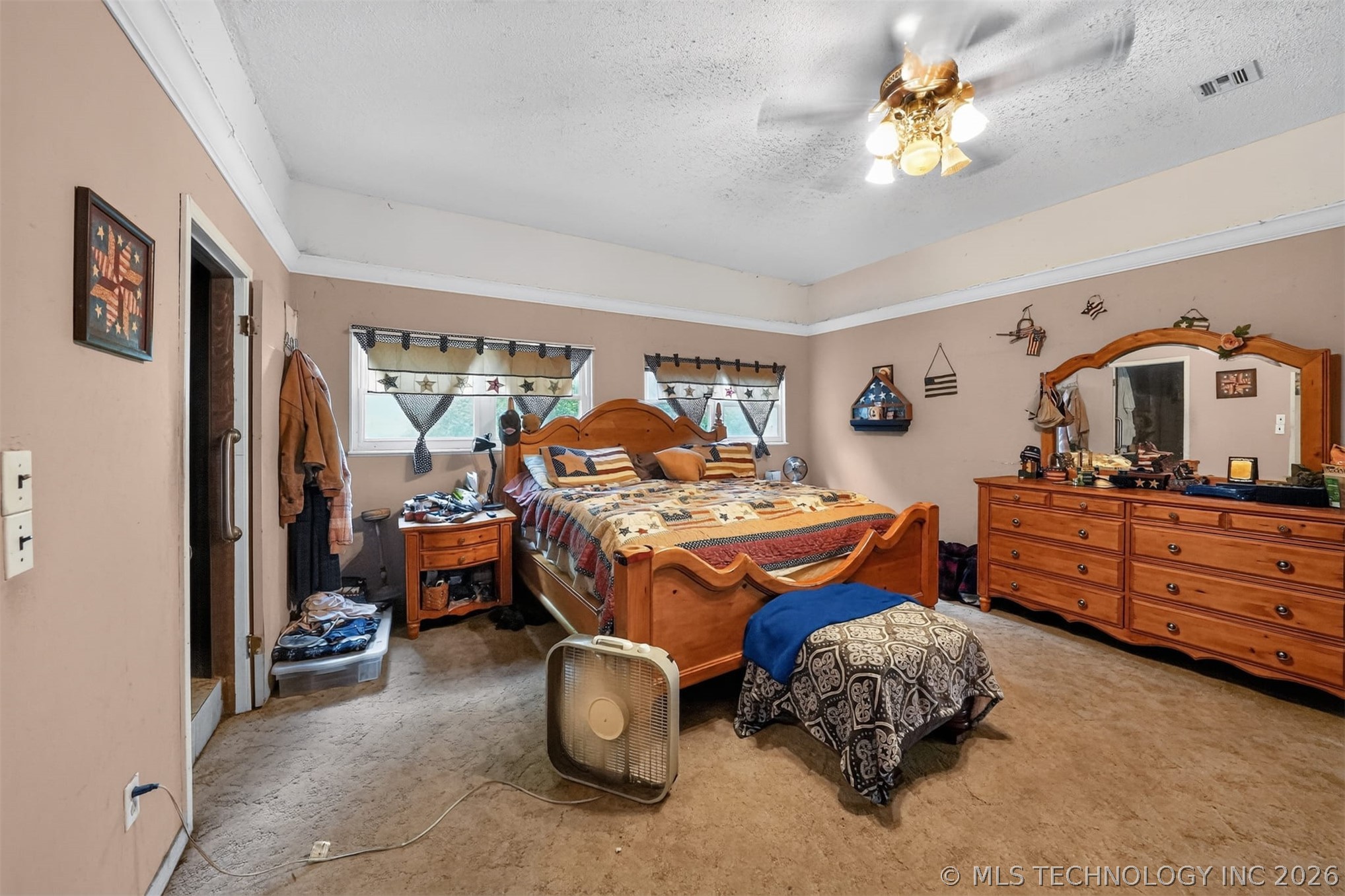 1286 Us-69 S Property Photo 4