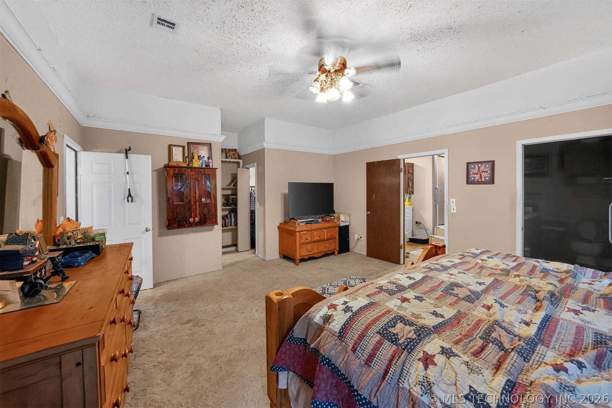 1286 Us-69 S Property Photo 14