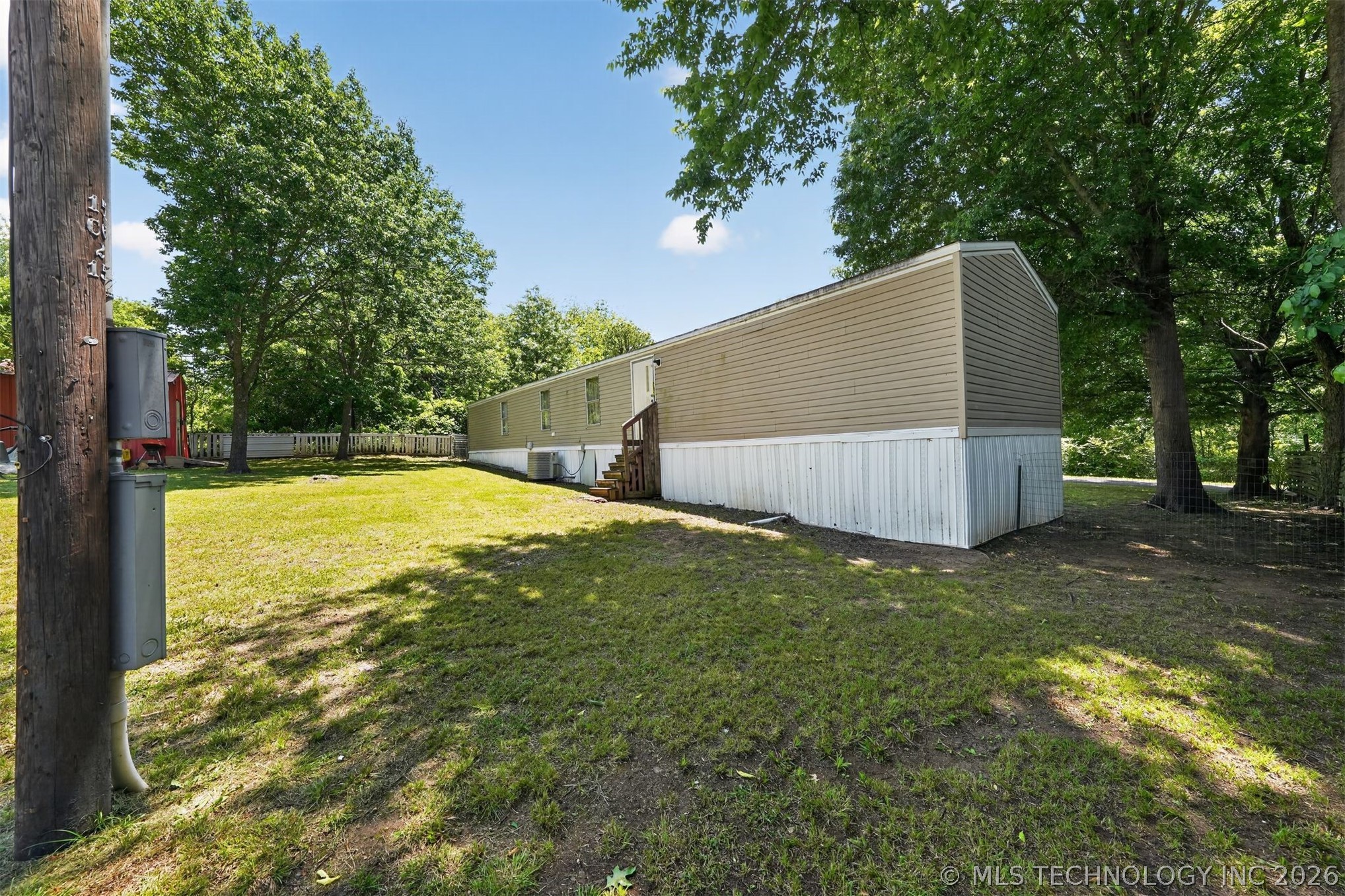 31443 E 683 Lane Property Photo 17