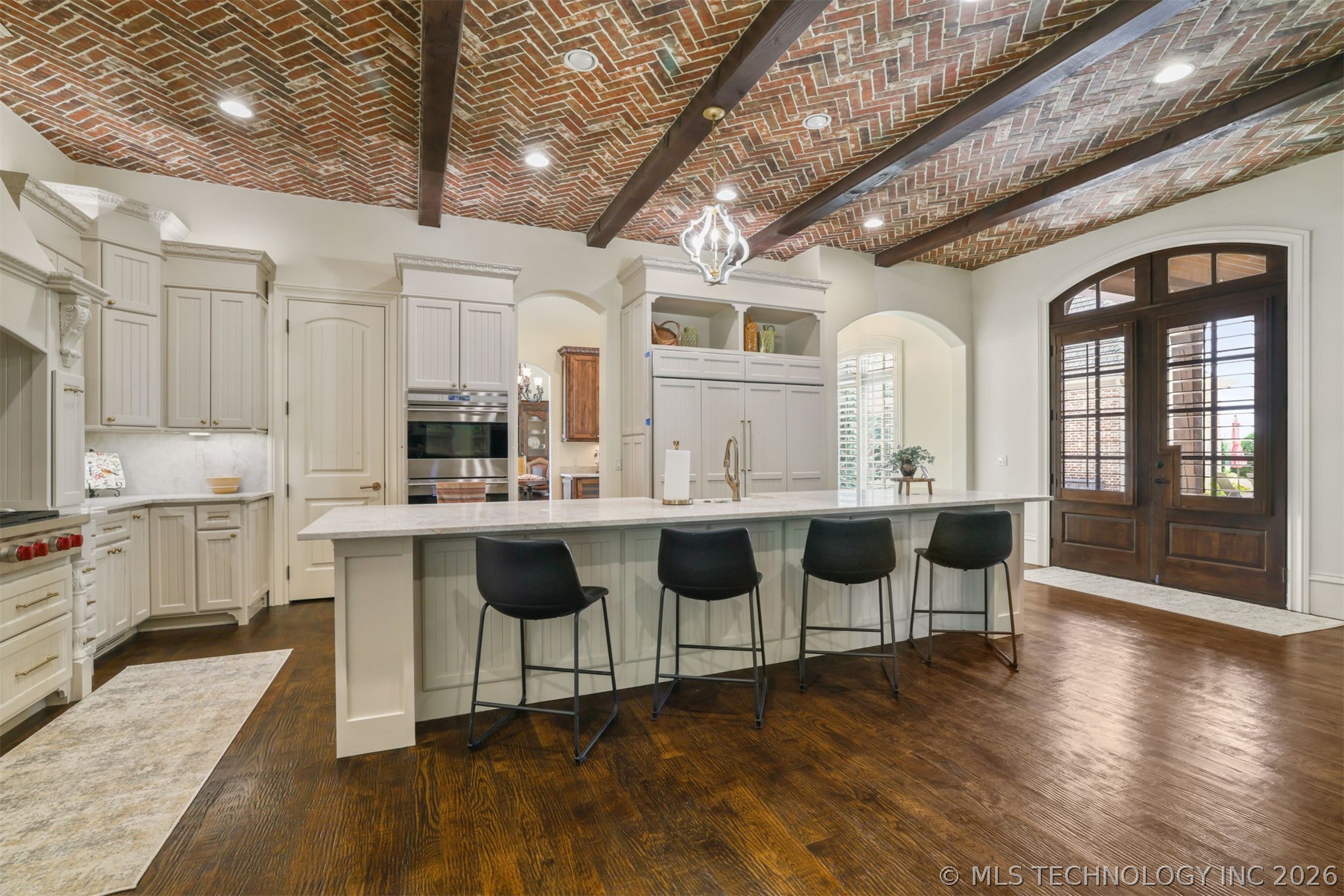 3202 Castle Court Property Photo 11
