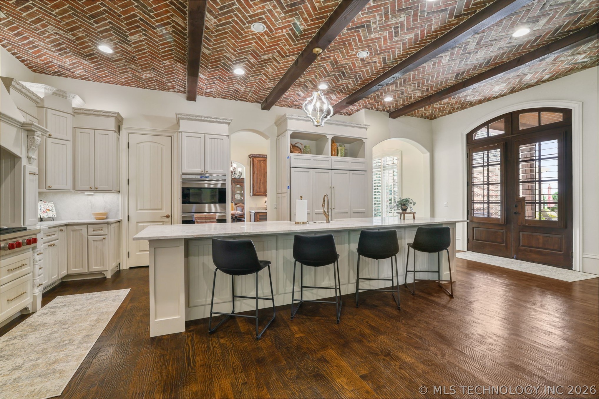 3202 Castle Court Property Photo 12